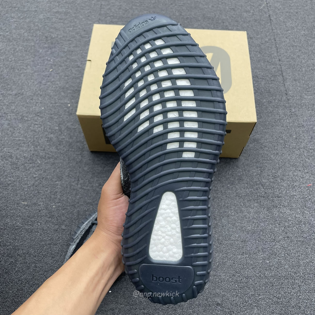 Adidas Yeezy Boost 350 V2 Mx Dark Salt Id4811 (7) - www.newkick.org