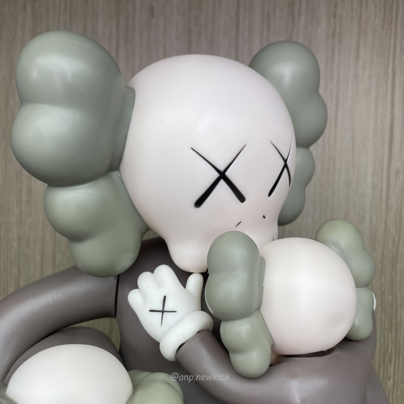 Kaws Clean Slate Figure (5) - www.newkick.org Kaws Clean Slate Figure (5) - www.newkick.org