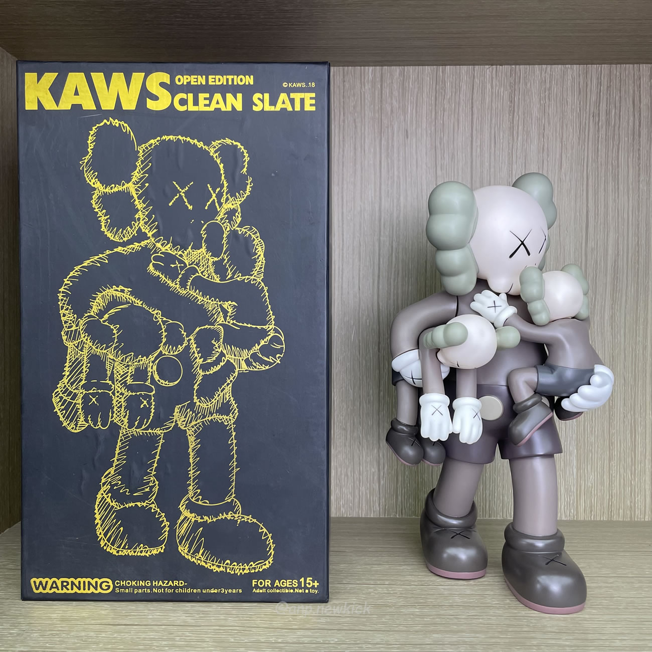 Kaws Clean Slate Figure (7) - www.newkick.org Kaws Clean Slate Figure (7) - www.newkick.org