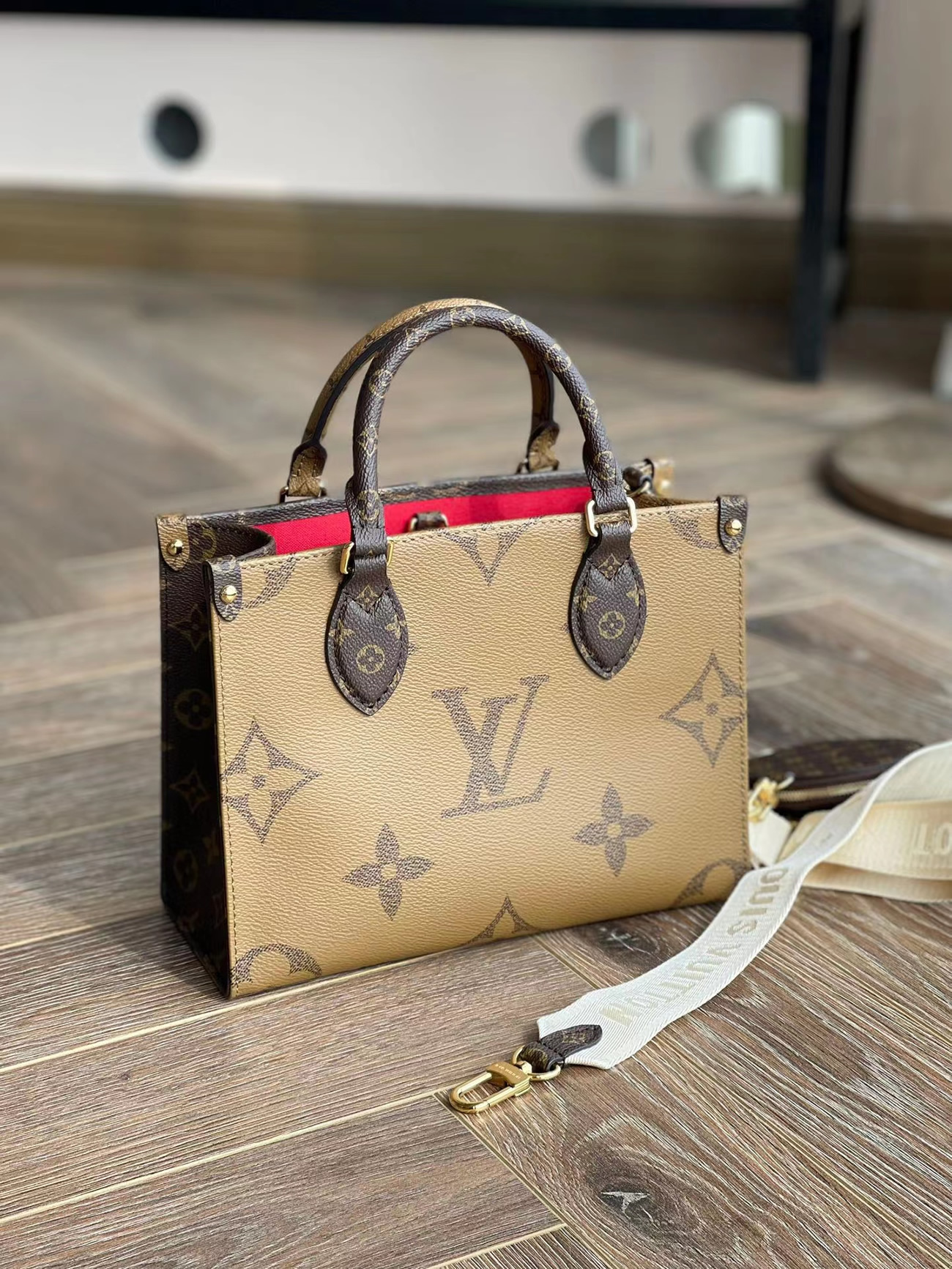 Louis Vuitton Onthego Mm M45321 (12) - www.newkick.org Louis Vuitton Onthego Mm M45321 (12) - www.newkick.org