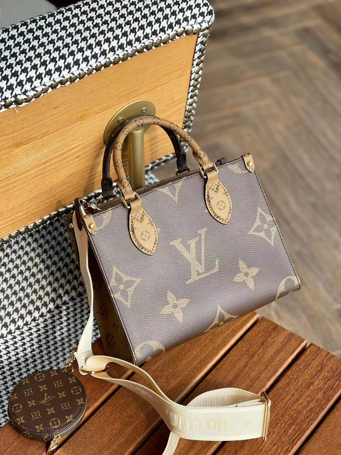 Louis Vuitton Onthego Mm M45321 (8) - www.newkick.org Louis Vuitton Onthego Mm M45321 (8) - www.newkick.org