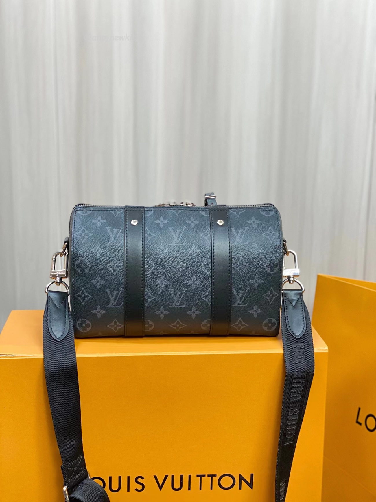 Louis Vuitton City Keepall M45936 (2) - www.newkick.org Louis Vuitton City Keepall M45936 (2) - www.newkick.org