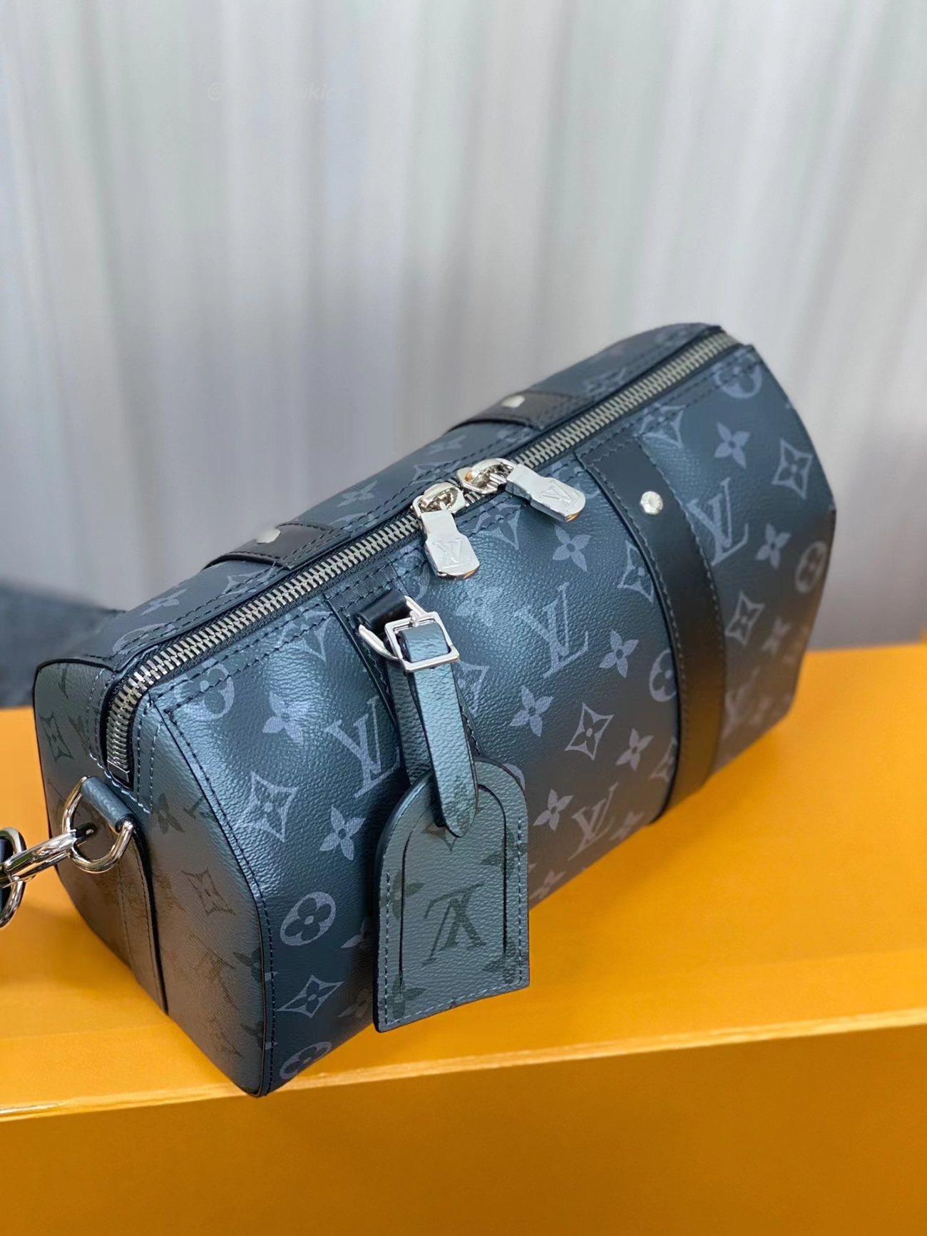 Louis Vuitton City Keepall M45936 (9) - www.newkick.org Louis Vuitton City Keepall M45936 (9) - www.newkick.org
