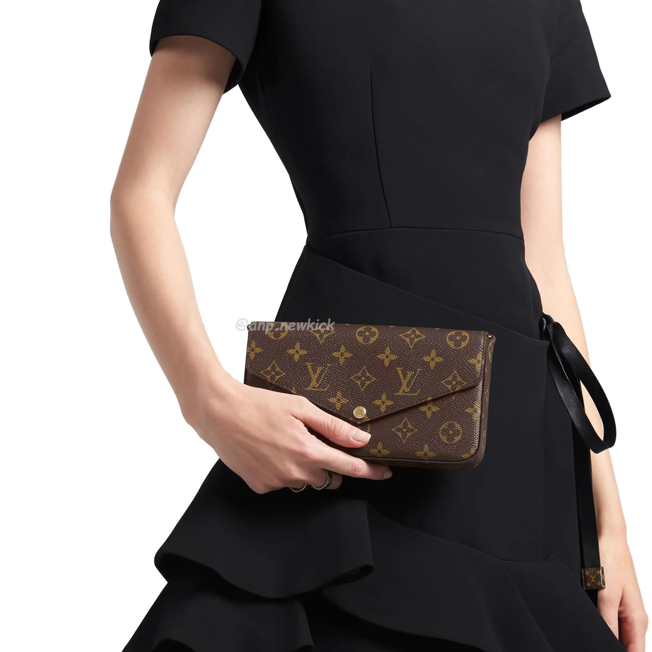 Louis Vuitton Pochette Crossbody Bag M61276 (12) - www.newkick.org Louis Vuitton Pochette Crossbody Bag M61276 (12) - www.newkick.org