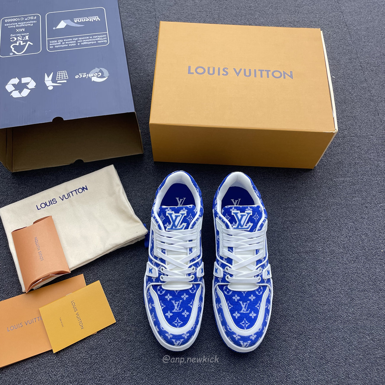 Louis Vuitton Trainer Blue Green Black Red Monogram Textile 1abfrq (2) - www.newkick.org