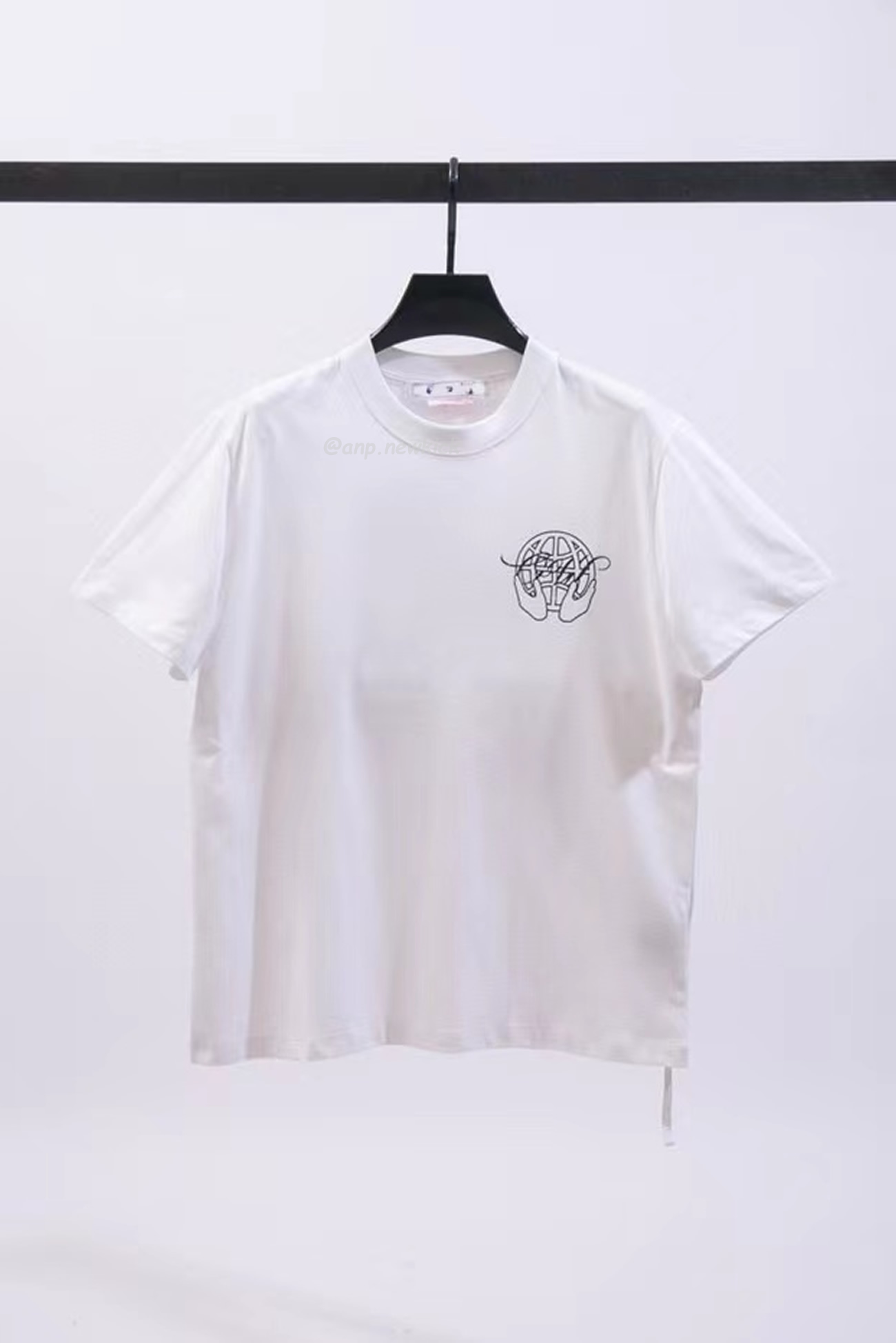 Off White Hand Arrow Tee White Black (15) - www.newkick.org Off White Hand Arrow Tee White Black (15) - www.newkick.org