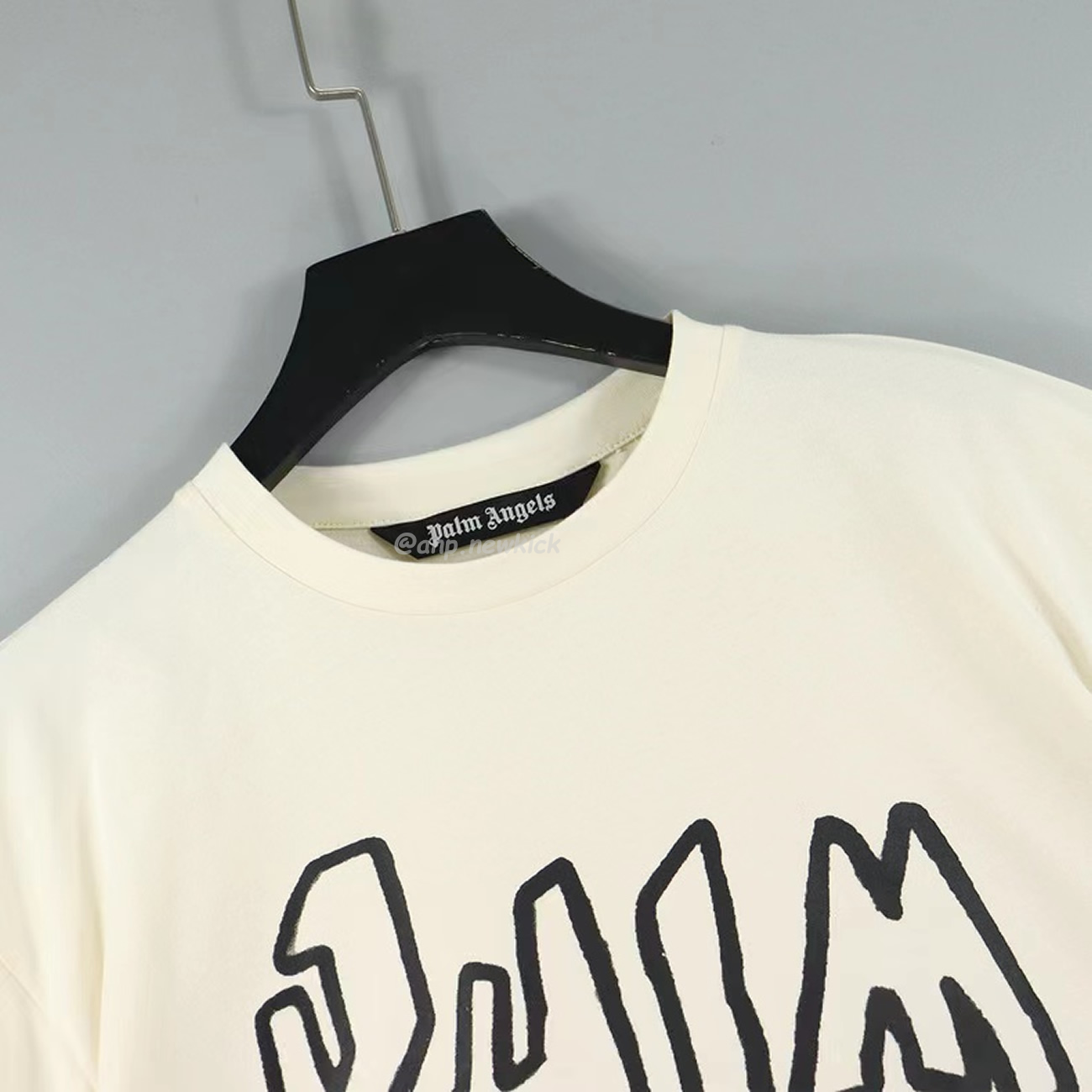 Palm Angels Graffiti Flame T Shirt Shorts Black White (15) - www.newkick.org Palm Angels Graffiti Flame T Shirt Shorts Black White (15) - www.newkick.org