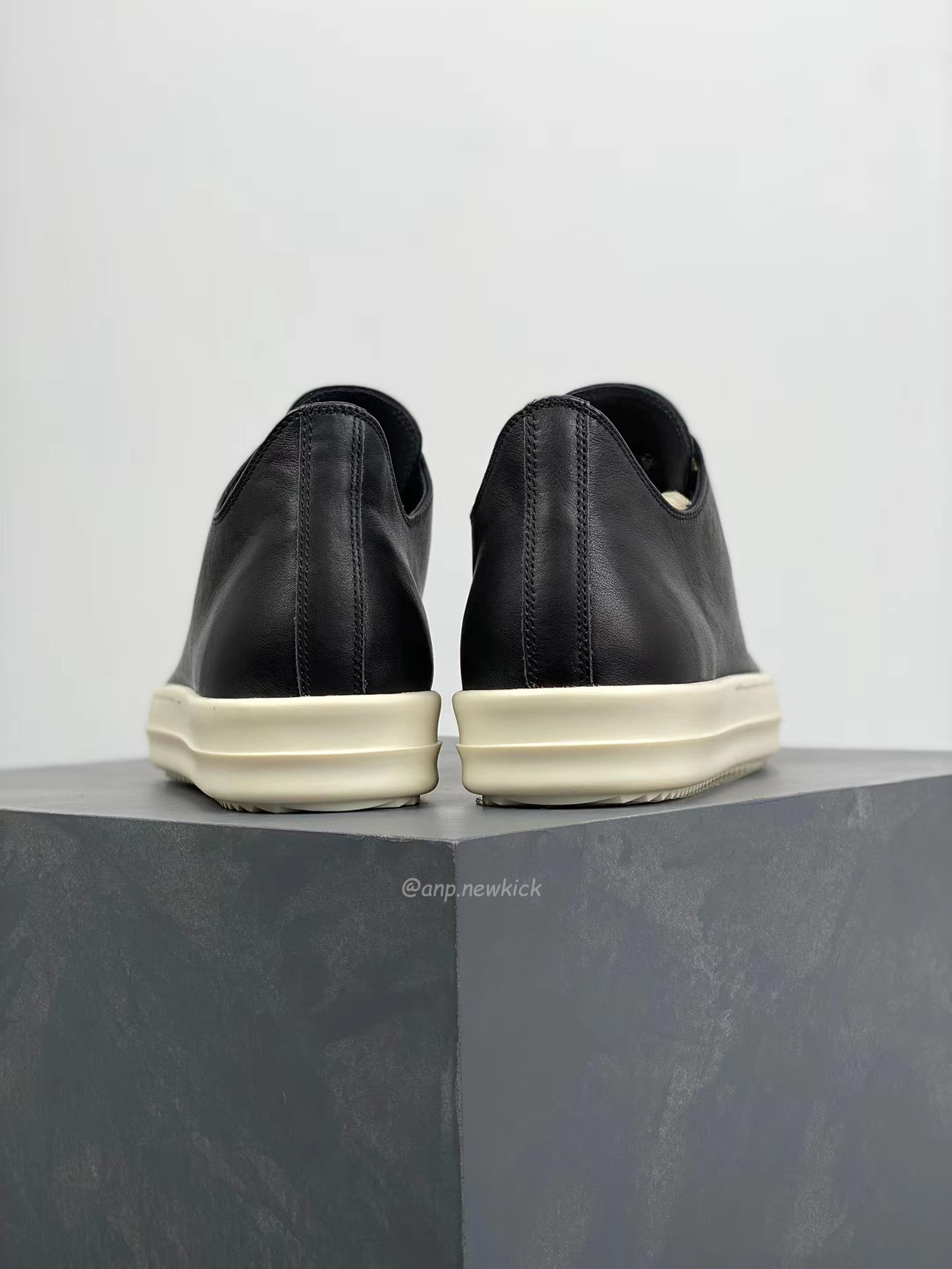 Rick Owens Leather Low Top Vintage Sneakers Suede Canvas Black Taupe Grey Faded Pnk Pearl Milk Dark Dust (24) - www.newkick.org Rick Owens Leather Low Top Vintage Sneakers Suede Canvas Black Taupe Grey Faded Pnk Pearl Milk Dark Dust (24) - www.newkick.org