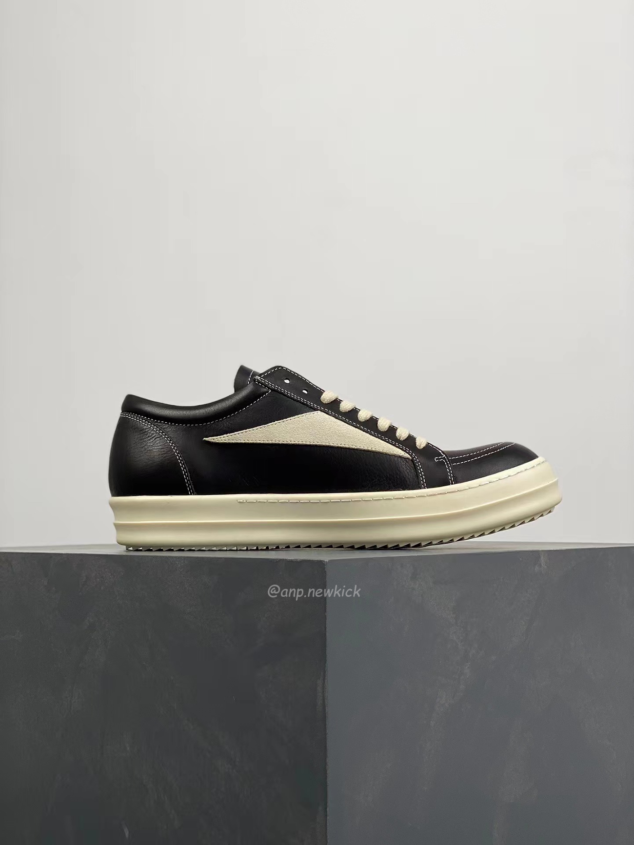 Rick Owens Leather Low Top Vintage Sneakers Suede Canvas Black Taupe Grey Faded Pnk Pearl Milk Dark Dust (28) - www.newkick.org Rick Owens Leather Low Top Vintage Sneakers Suede Canvas Black Taupe Grey Faded Pnk Pearl Milk Dark Dust (28) - www.newkick.org