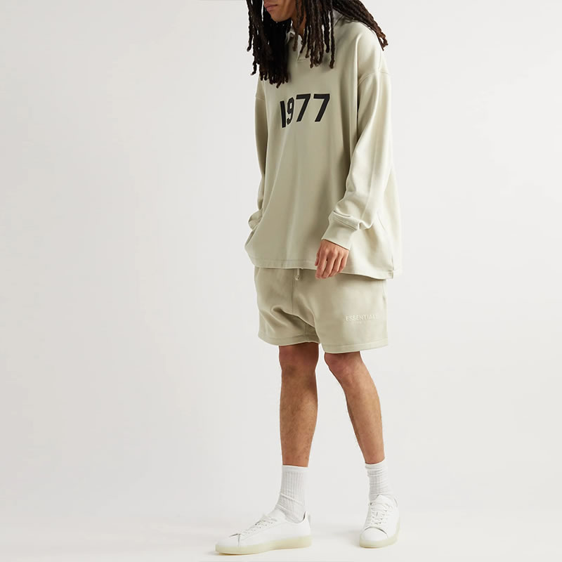 Fear Of God Essentials 1977 Rugby Iron Ss22 (6) - www.newkick.org Fear Of God Essentials 1977 Rugby Iron Ss22 (6) - www.newkick.org