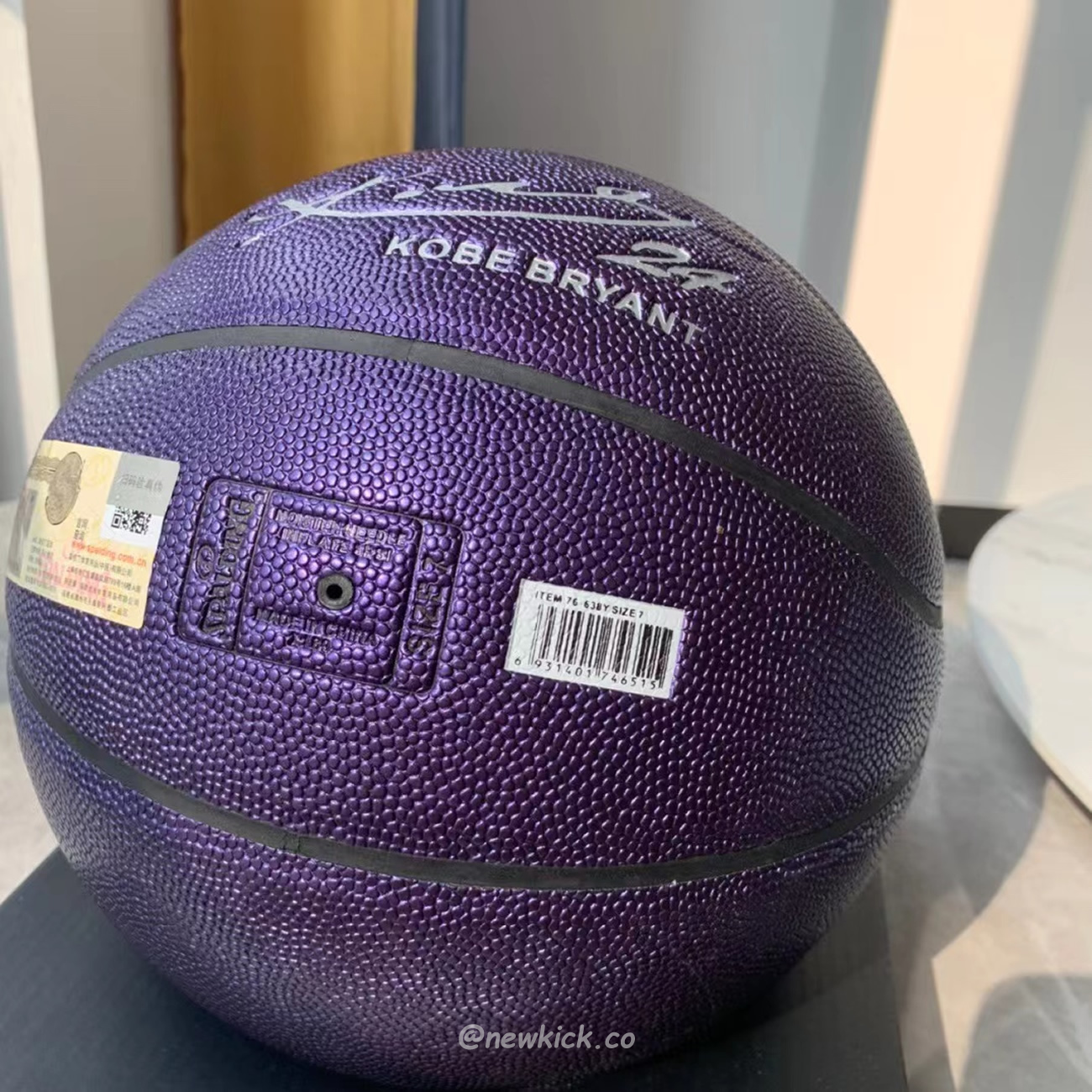 Spalding Kobe Bryant 24k Basketball Black Purple (6) - www.newkick.org Spalding Kobe Bryant 24k Basketball Black Purple (6) - www.newkick.org