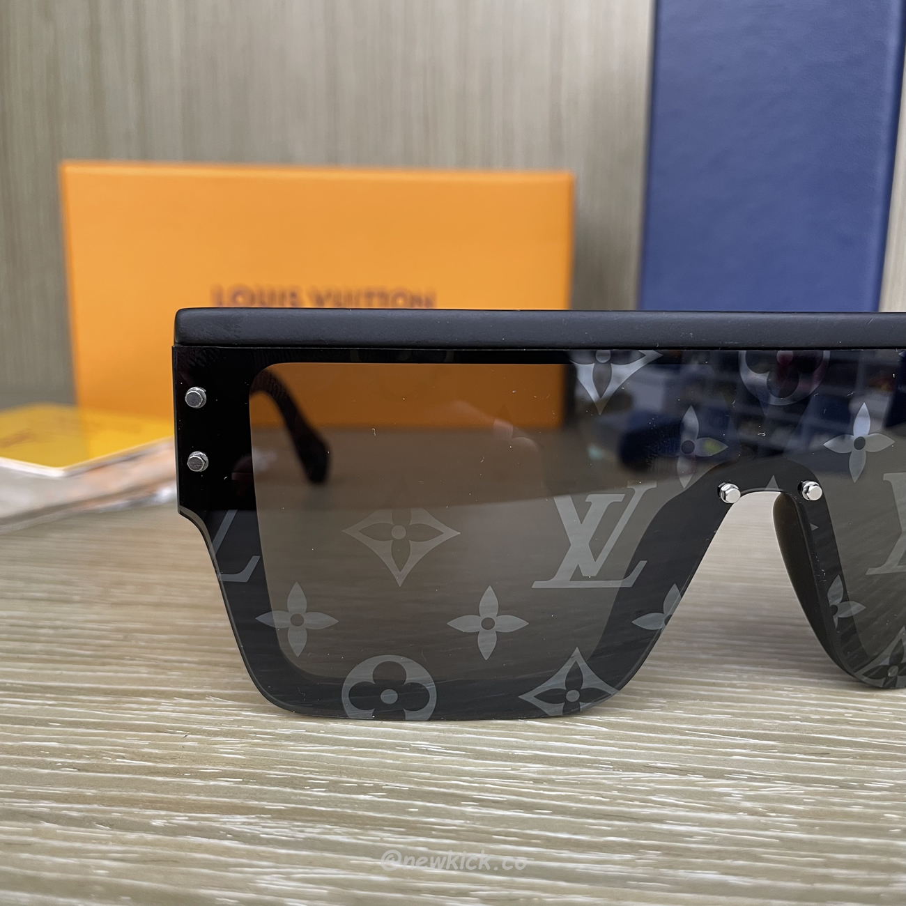 Louis Vuitton Lv Waimea Sunglasses (6) - www.newkick.org Louis Vuitton Lv Waimea Sunglasses (6) - www.newkick.org