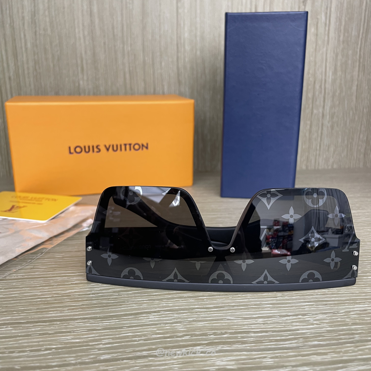 Louis Vuitton Lv Waimea Sunglasses (7) - www.newkick.org Louis Vuitton Lv Waimea Sunglasses (7) - www.newkick.org