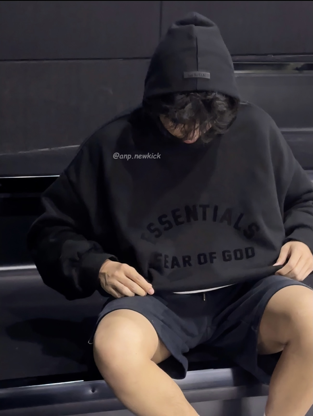 Fear Of God Essentials Tee Black (2) - www.newkick.org Fear Of God Essentials Tee Black (2) - www.newkick.org