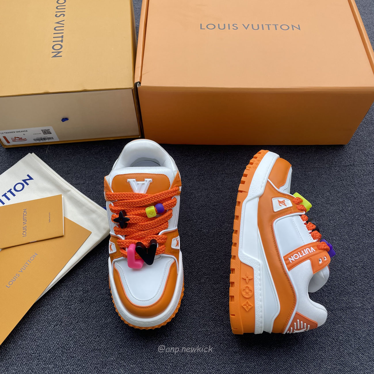 Louis Vuitton Trainer Maxi Orange Green White Black (11) - www.newkick.org Louis Vuitton Trainer Maxi Orange Green White Black (11) - www.newkick.org