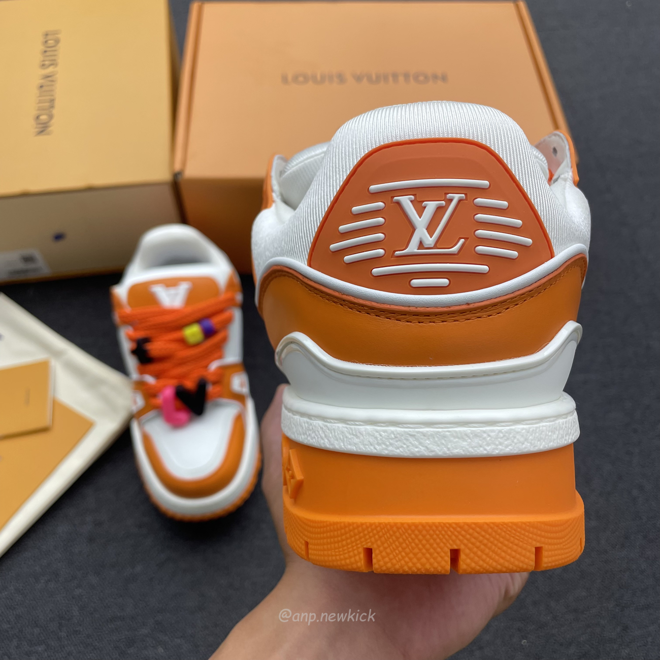 Louis Vuitton Trainer Maxi Orange Green White Black (16) - www.newkick.org Louis Vuitton Trainer Maxi Orange Green White Black (16) - www.newkick.org