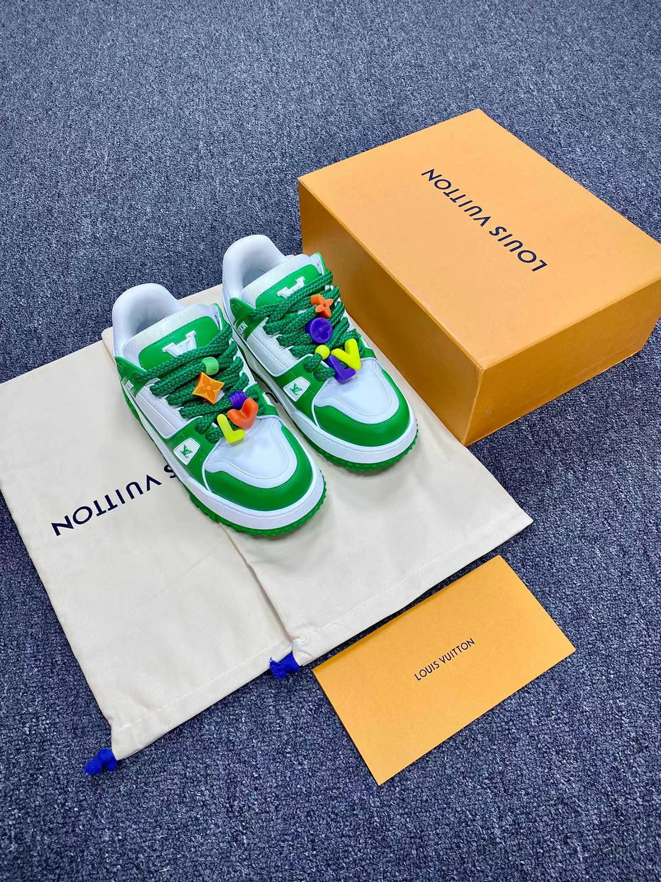 Louis Vuitton Trainer Maxi Orange Green White Black (17) - www.newkick.org Louis Vuitton Trainer Maxi Orange Green White Black (17) - www.newkick.org