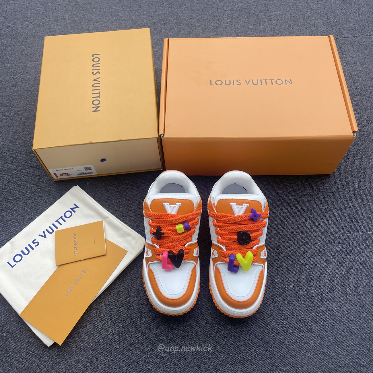 Louis Vuitton Trainer Maxi Orange Green White Black (2) - www.newkick.org Louis Vuitton Trainer Maxi Orange Green White Black (2) - www.newkick.org