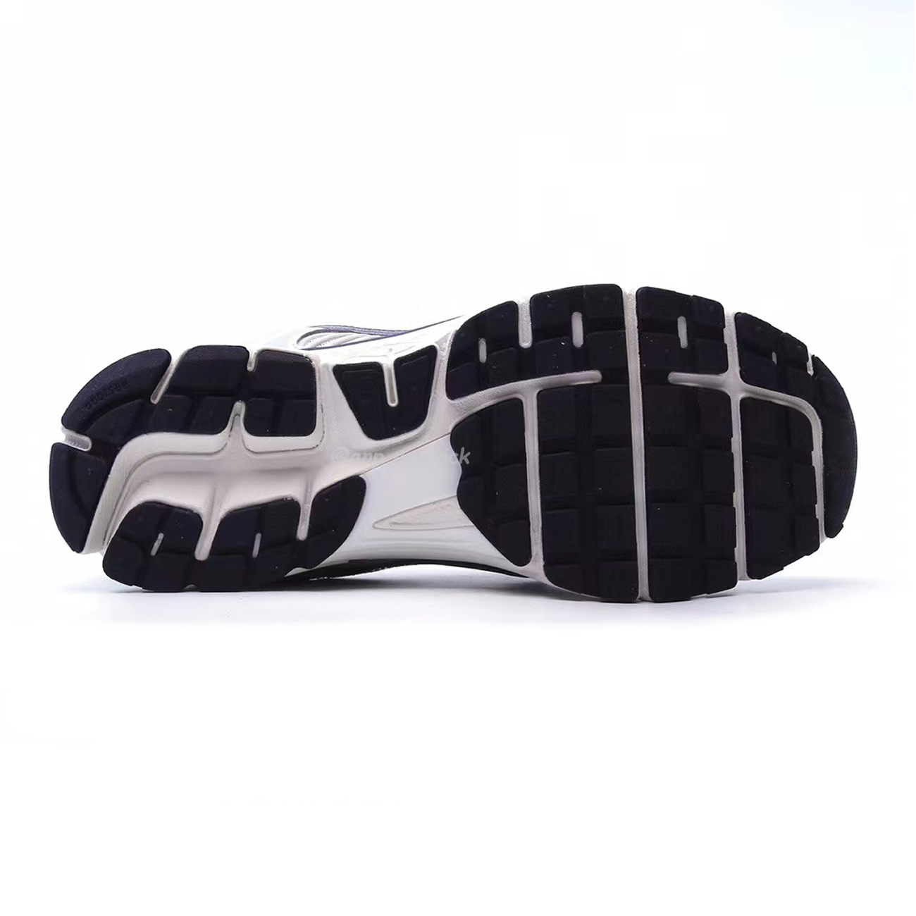 Nike Zoom Vomero 5 Series (4) - www.newkick.org Nike Zoom Vomero 5 Series (4) - www.newkick.org