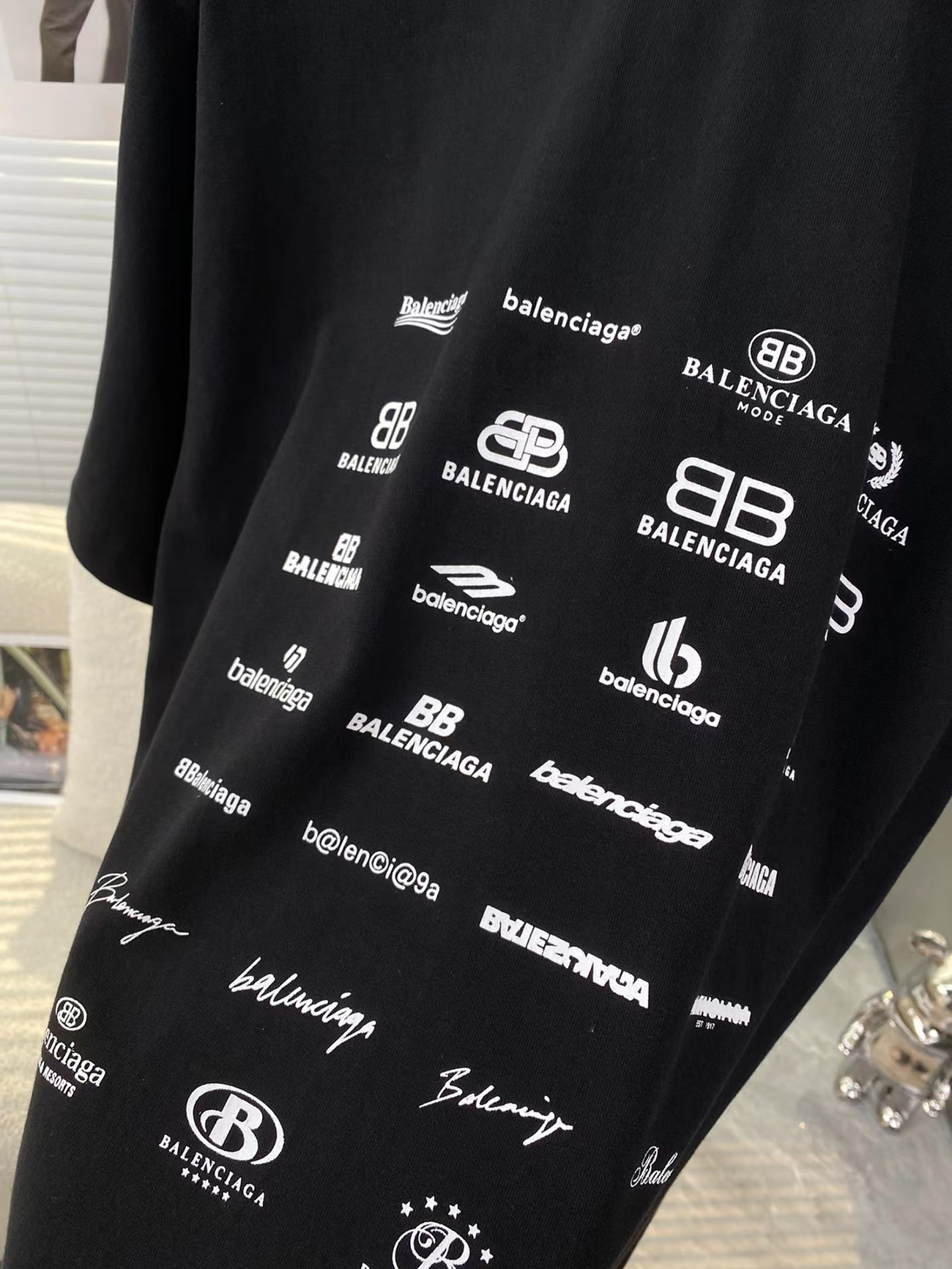 Balenciaga Archives Logo Printed Cotton T Shirt (8) - www.newkick.org Balenciaga Archives Logo Printed Cotton T Shirt (8) - www.newkick.org