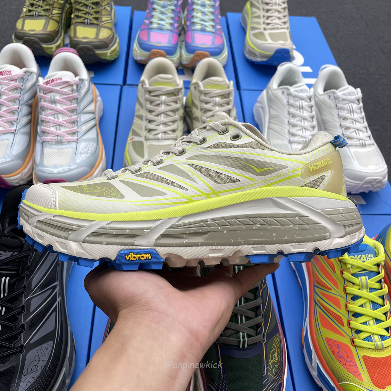 Hoka One One Mafate Speed 2 Black Castlerock 1126851 Bcstl (25) - www.newkick.org Hoka One One Mafate Speed 2 Black Castlerock 1126851 Bcstl (25) - www.newkick.org