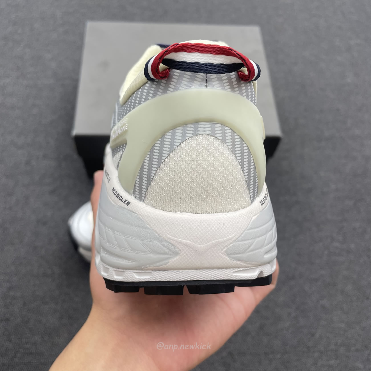 Hoka One One Mafate Speed 2 Moncler White 1129992 Nchms (7) - www.newkick.org Hoka One One Mafate Speed 2 Moncler White 1129992 Nchms (7) - www.newkick.org