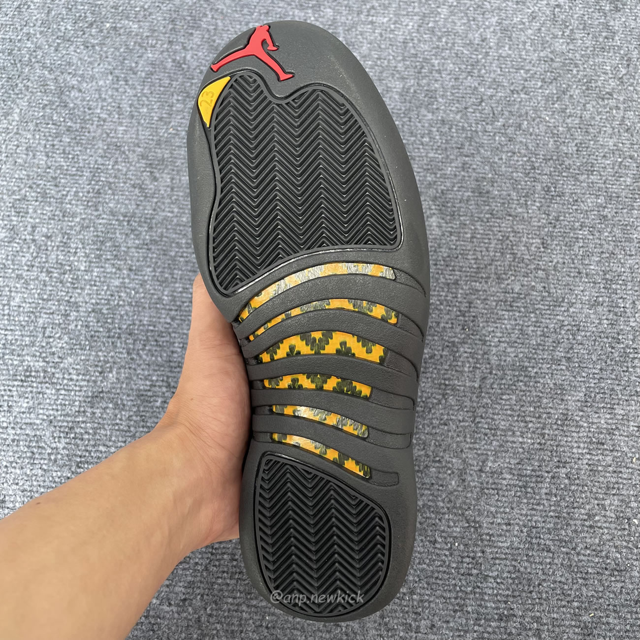 Air Jordan 12 Retro Taxi White Gold 130690 125 (8) - www.newkick.org