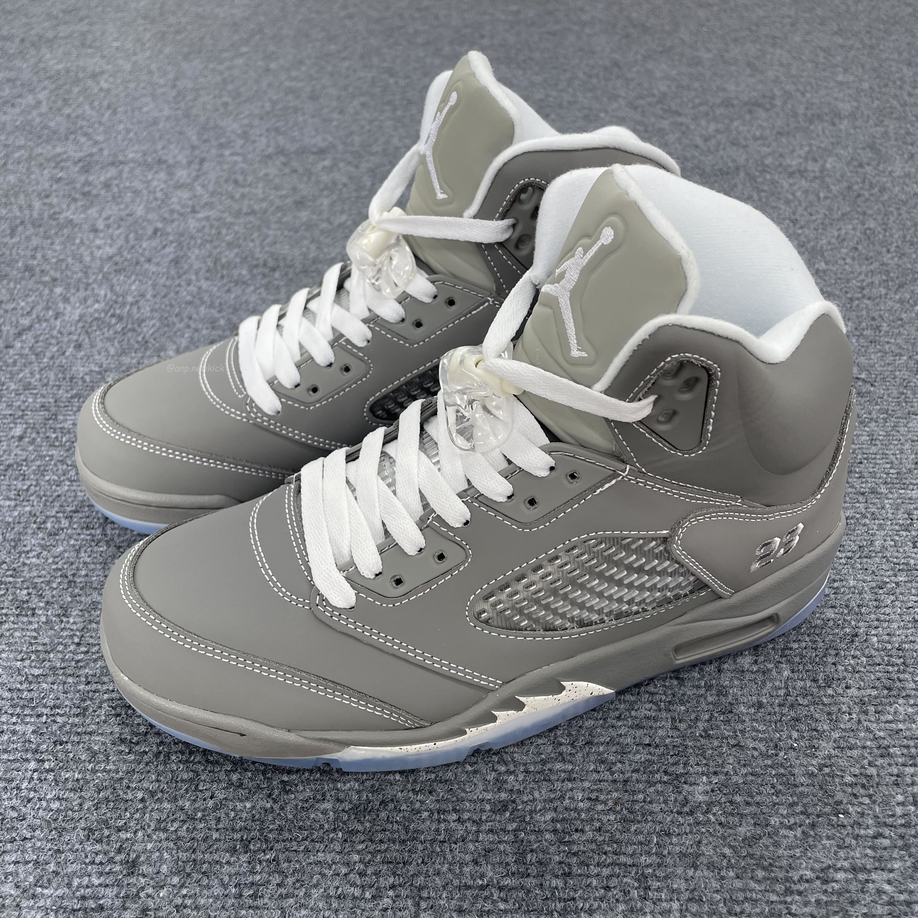 Air Jordan 5 Retro Wolf Grey 136027 005 (6) - www.newkick.org Air Jordan 5 Retro Wolf Grey 136027 005 (6) - www.newkick.org