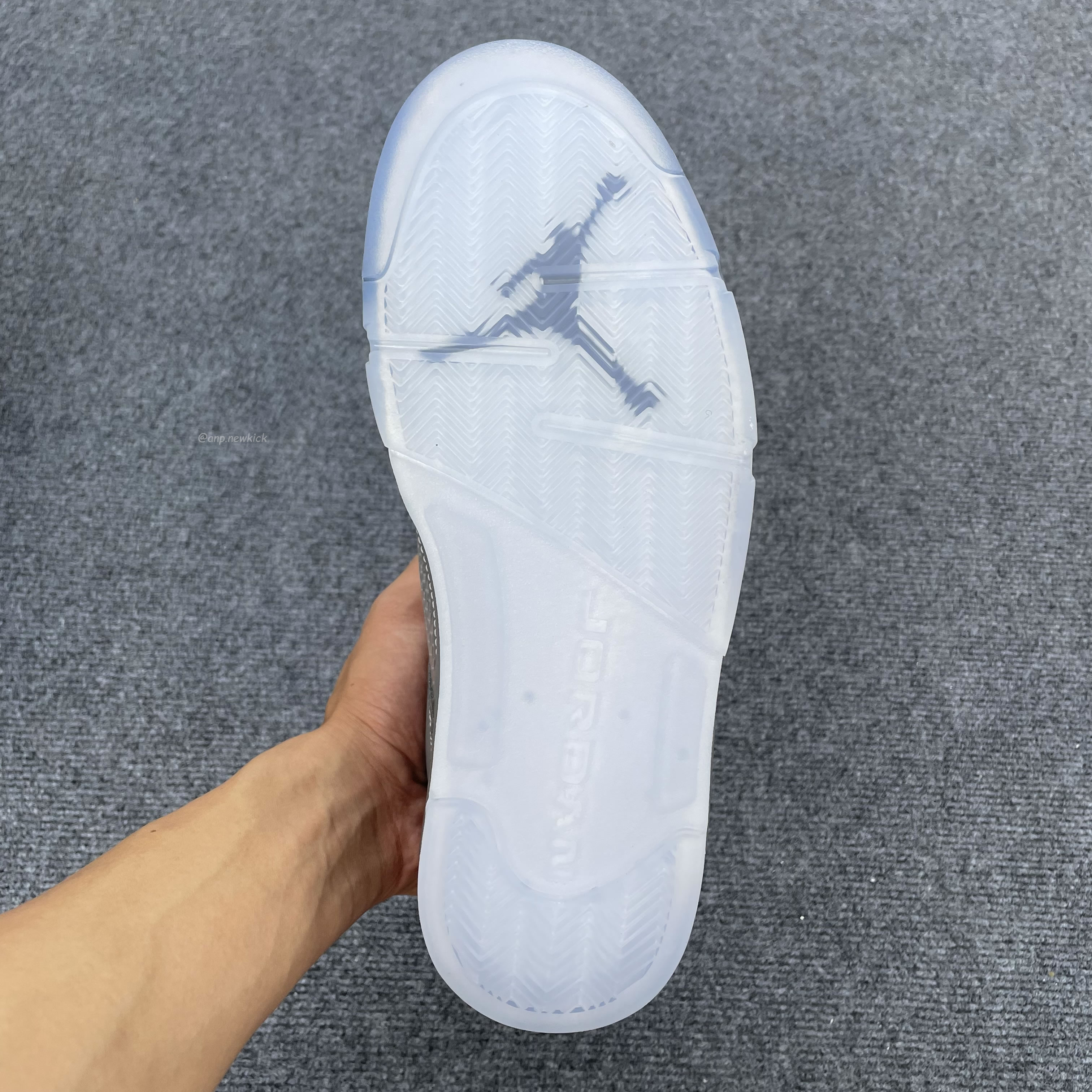 Air Jordan 5 Retro Wolf Grey 136027 005 (8) - www.newkick.org Air Jordan 5 Retro Wolf Grey 136027 005 (8) - www.newkick.org
