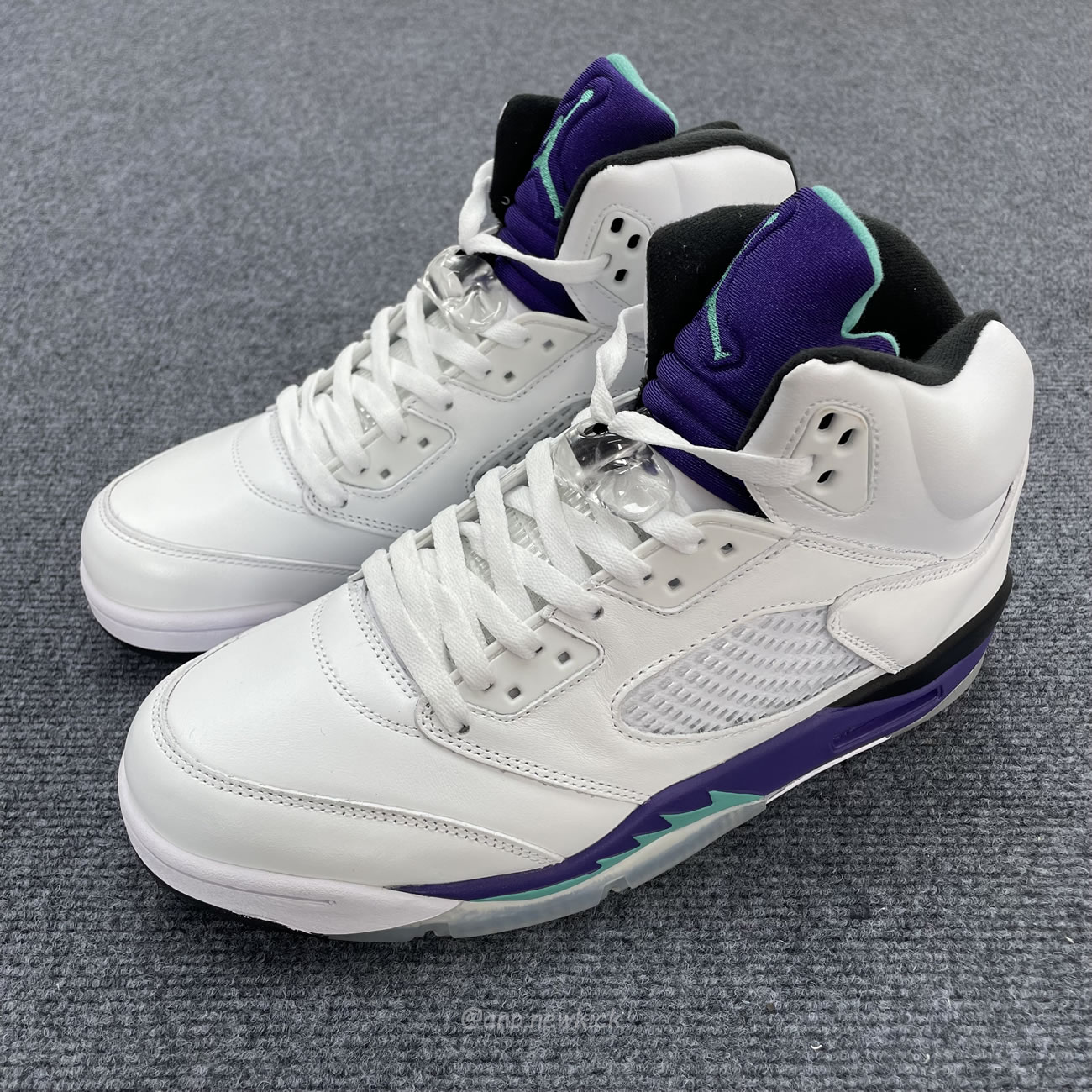 Air Jordan 5 Retro Grape 2013 136027 108 (4) - www.newkick.org Air Jordan 5 Retro Grape 2013 136027 108 (4) - www.newkick.org