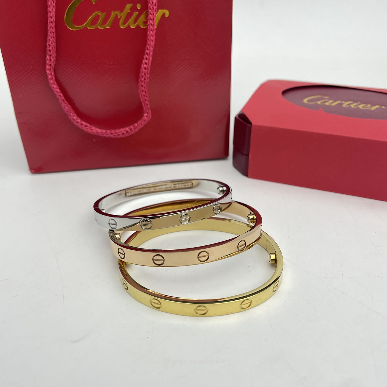 Cartier 18k Love Bracelets Gold Silver Rosegold (13) - www.newkick.org Cartier 18k Love Bracelets Gold Silver Rosegold (13) - www.newkick.org