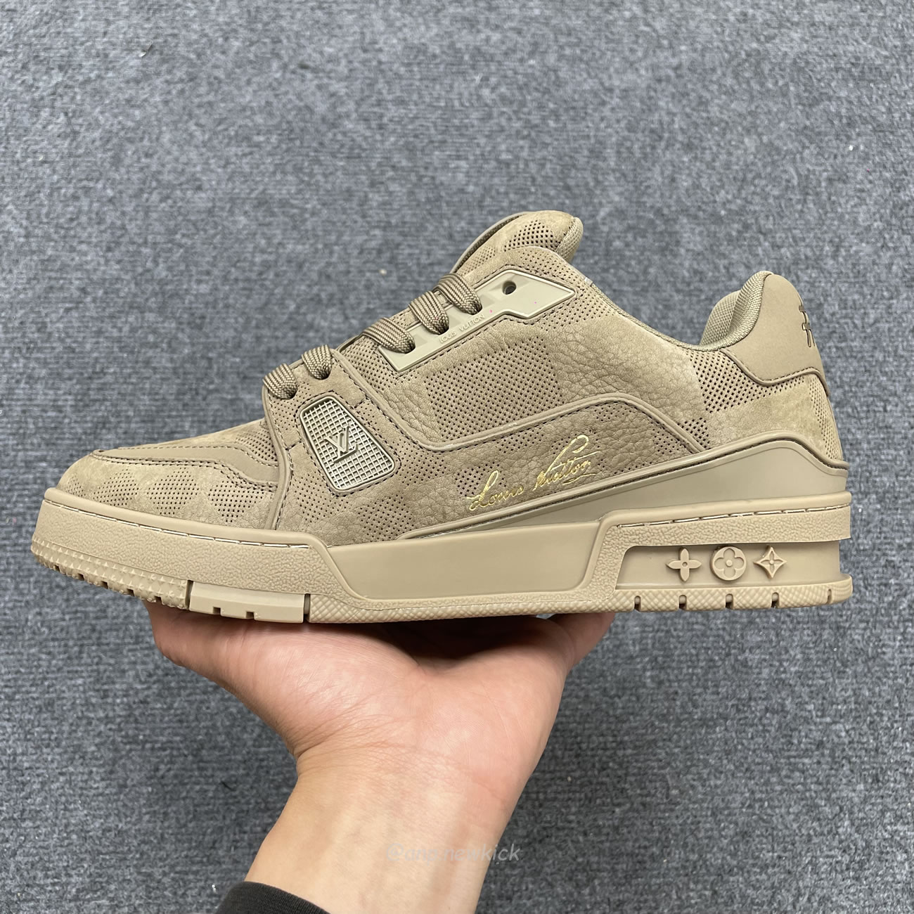 Louis Vuitton Lv Trainer Beige Raffia Mens Archlight 1a54h5 (2) - www.newkick.org