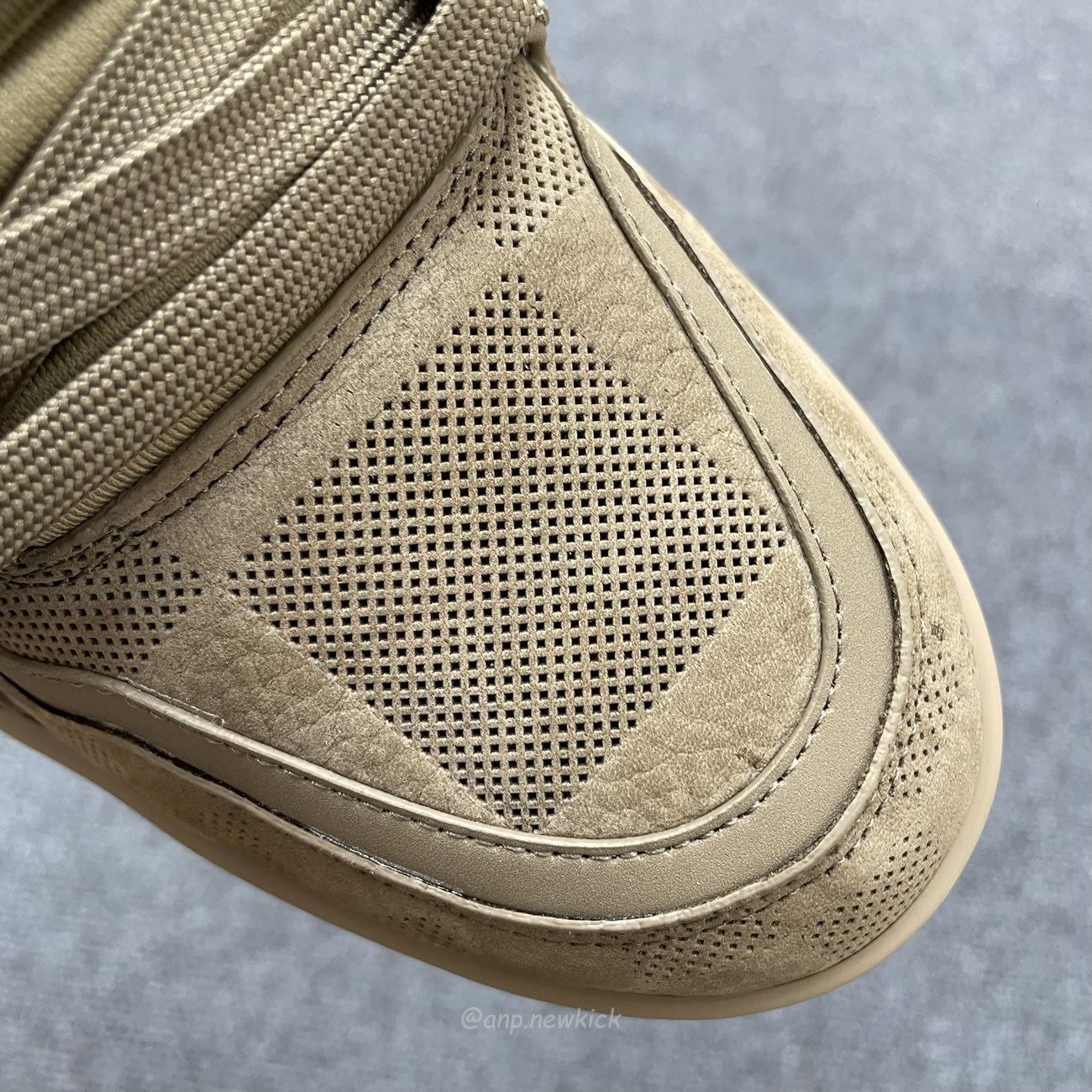 Louis Vuitton Lv Trainer Beige Raffia Mens Archlight 1a54h5 (5) - www.newkick.org