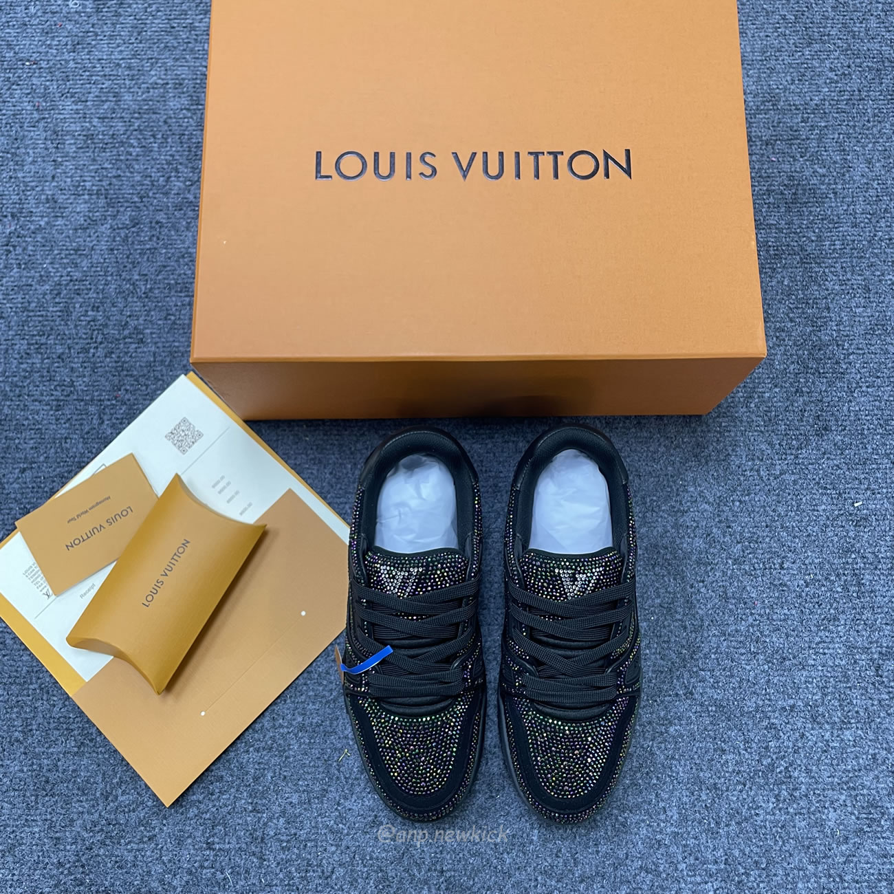 Louis Vuitton Trainer Black Crystals 1a815l (6) - www.newkick.org Louis Vuitton Trainer Black Crystals 1a815l (6) - www.newkick.org