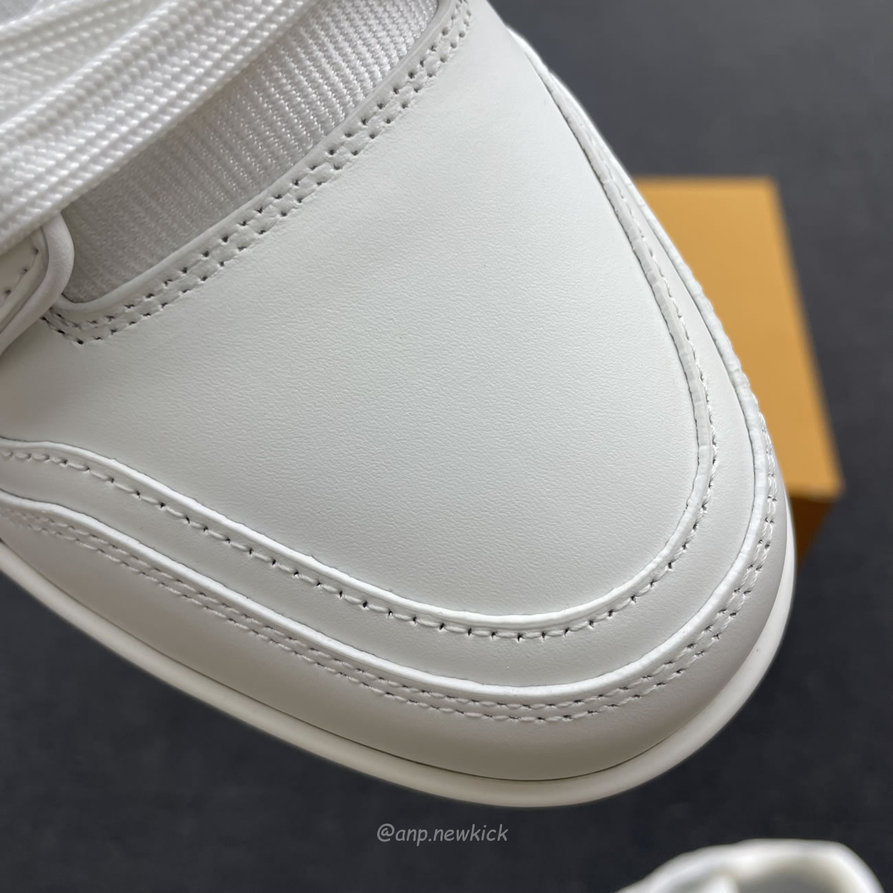 Louis Vuitton Lv Trainer Sneaker White 1a8wav (5) - www.newkick.org Louis Vuitton Lv Trainer Sneaker White 1a8wav (5) - www.newkick.org