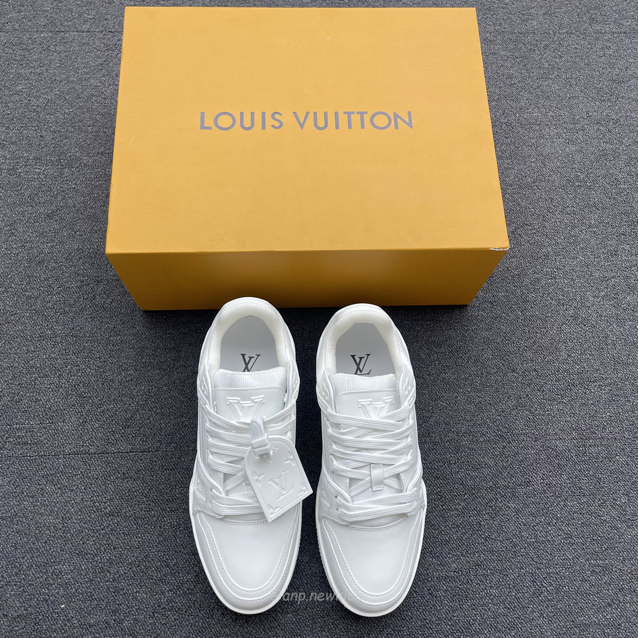 Louis Vuitton Lv Trainer Sneaker White 1a8wav (7) - www.newkick.org Louis Vuitton Lv Trainer Sneaker White 1a8wav (7) - www.newkick.org