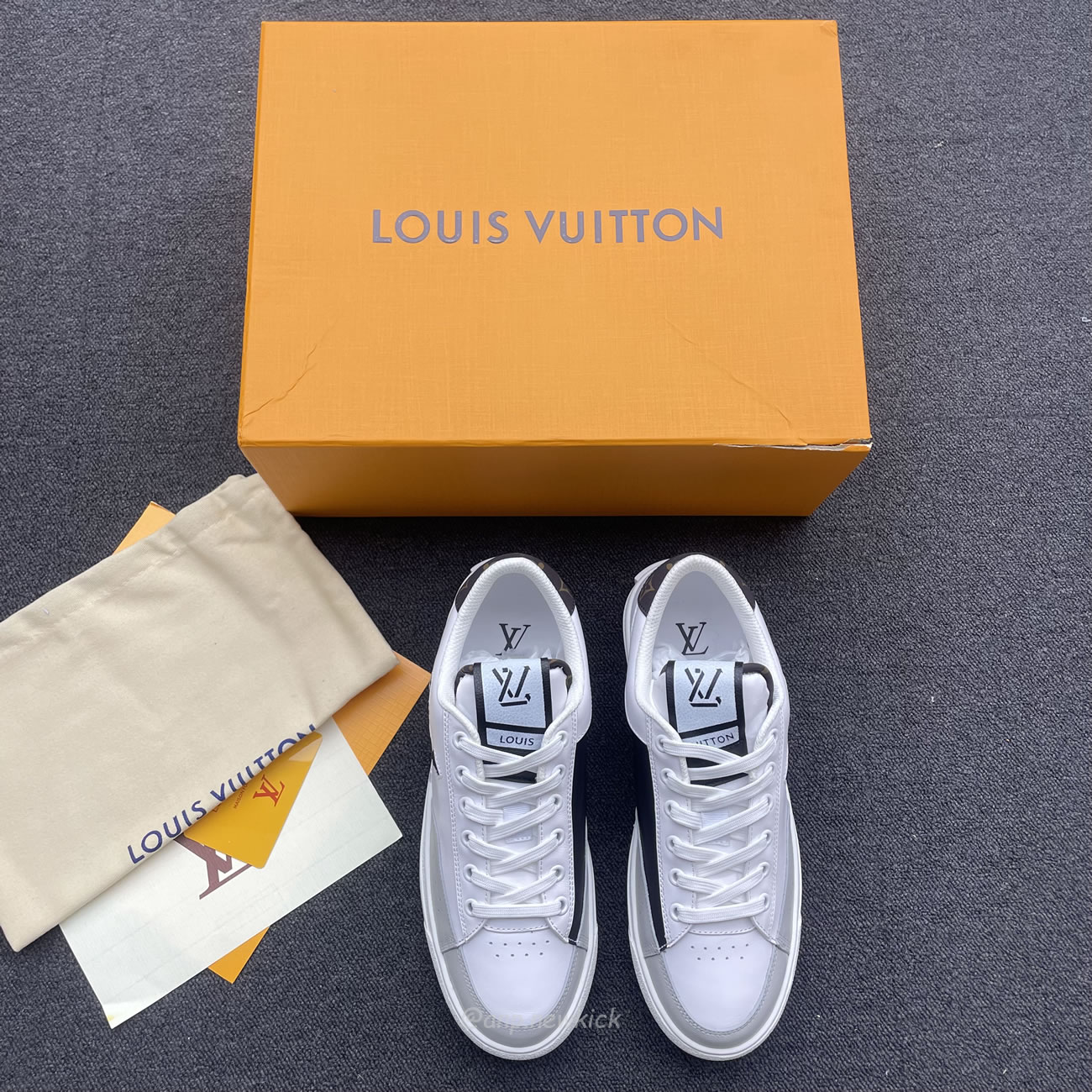 Louis Vuitton Charlie Trainers White Cacoa Brown Black 1a9jn8 (8) - www.newkick.org Louis Vuitton Charlie Trainers White Cacoa Brown Black 1a9jn8 (8) - www.newkick.org
