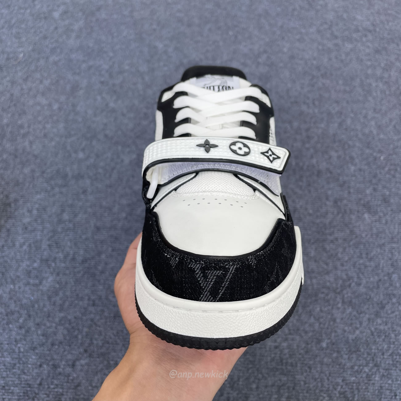 Louis Vuitton Lv Trainer Velcro Strap Monogram Denim Black White 1a9zau (3) - www.newkick.org Louis Vuitton Lv Trainer Velcro Strap Monogram Denim Black White 1a9zau (3) - www.newkick.org