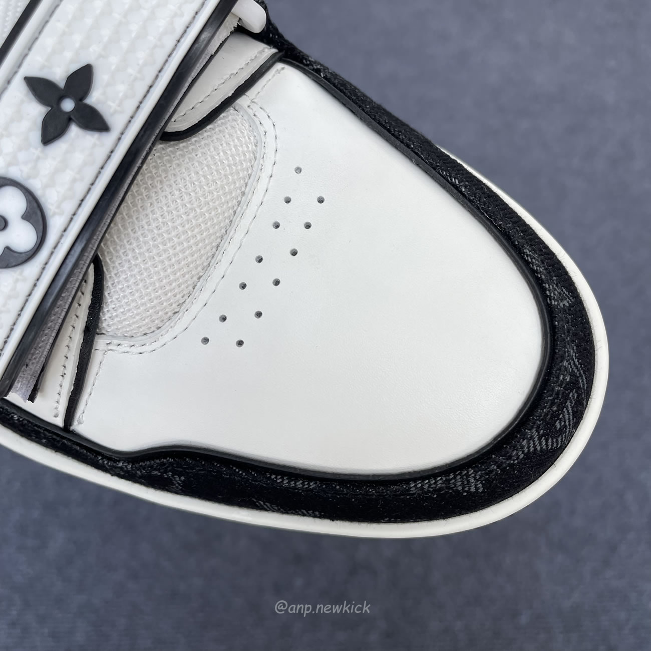 Louis Vuitton Lv Trainer Velcro Strap Monogram Denim Black White 1a9zau (6) - www.newkick.org Louis Vuitton Lv Trainer Velcro Strap Monogram Denim Black White 1a9zau (6) - www.newkick.org