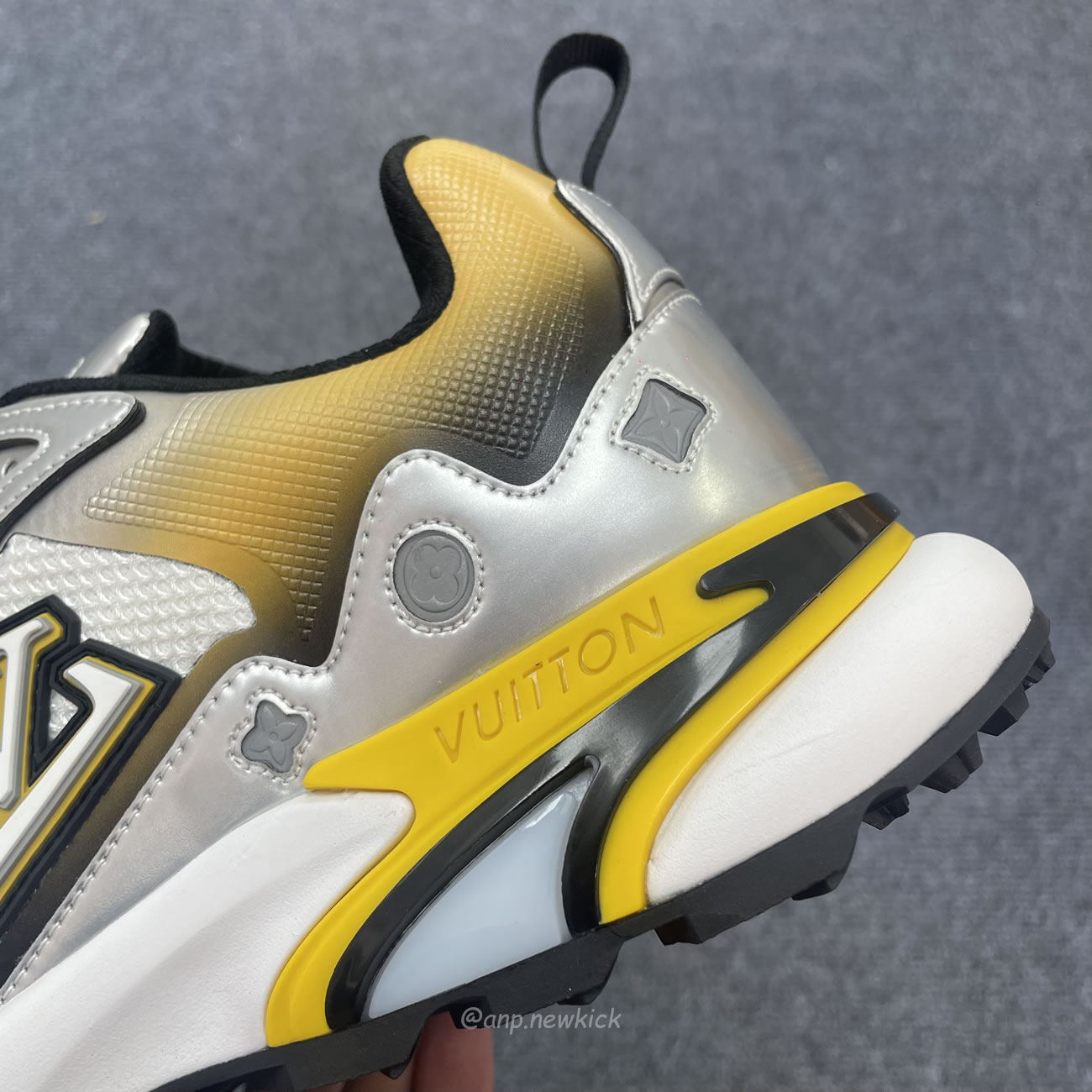 Louis Vuitton Runner Tatic (16) - www.newkick.org Louis Vuitton Runner Tatic (16) - www.newkick.org