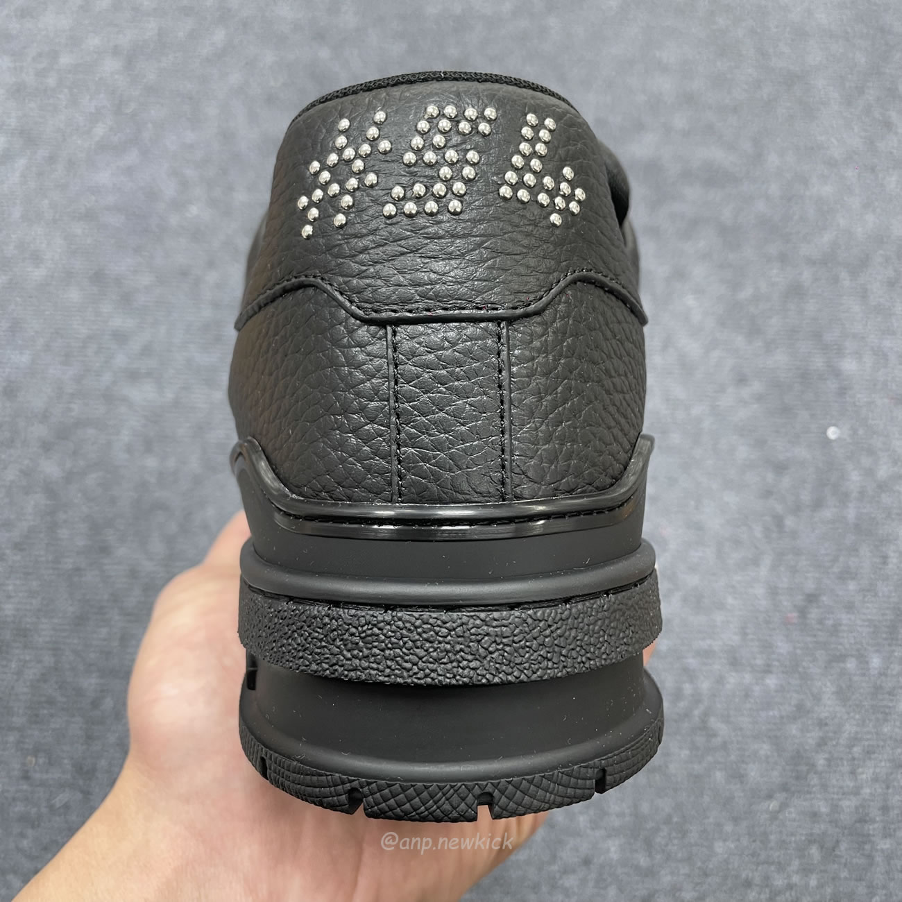 Louis Vuitton Lv Trainer Black White Calf Leather 1addby (2) - www.newkick.org
