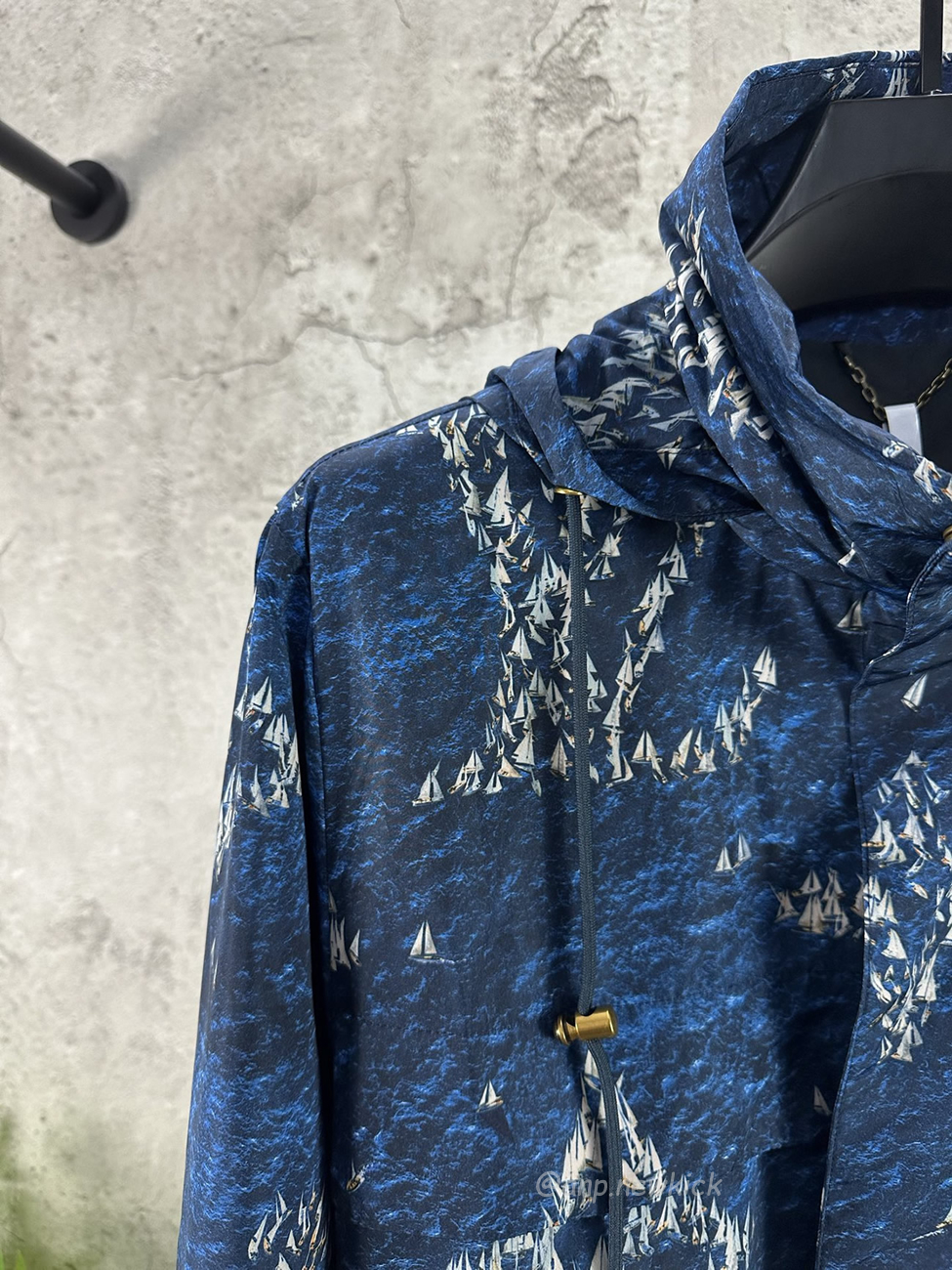 Louis Vuitton Monogram Printed Pattern Windbreaker 1ahv28 (3) - www.newkick.org Louis Vuitton Monogram Printed Pattern Windbreaker 1ahv28 (3) - www.newkick.org
