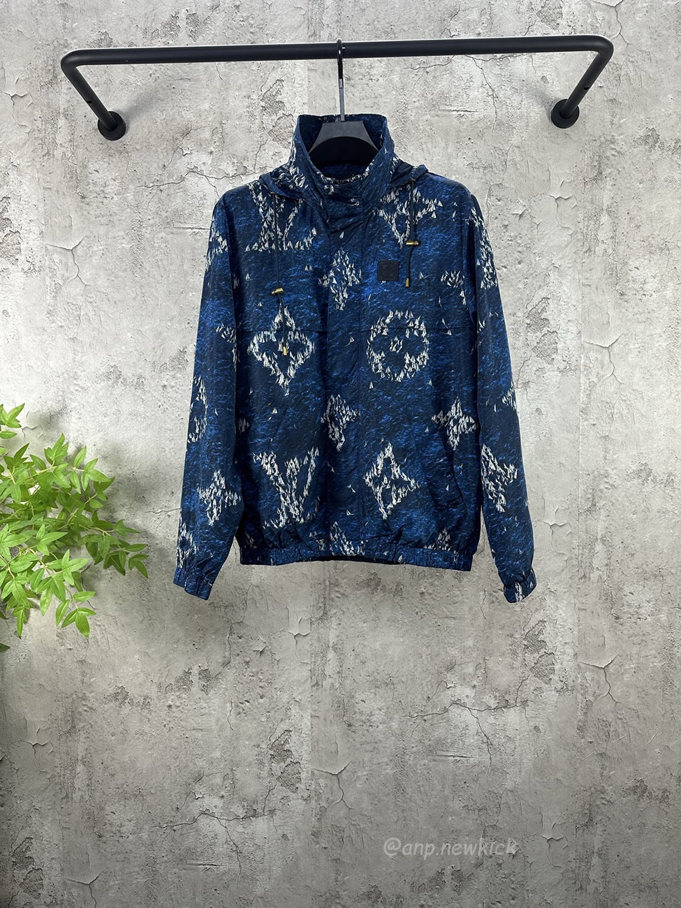 Louis Vuitton Monogram Printed Pattern Windbreaker 1ahv28 (7) - www.newkick.org Louis Vuitton Monogram Printed Pattern Windbreaker 1ahv28 (7) - www.newkick.org
