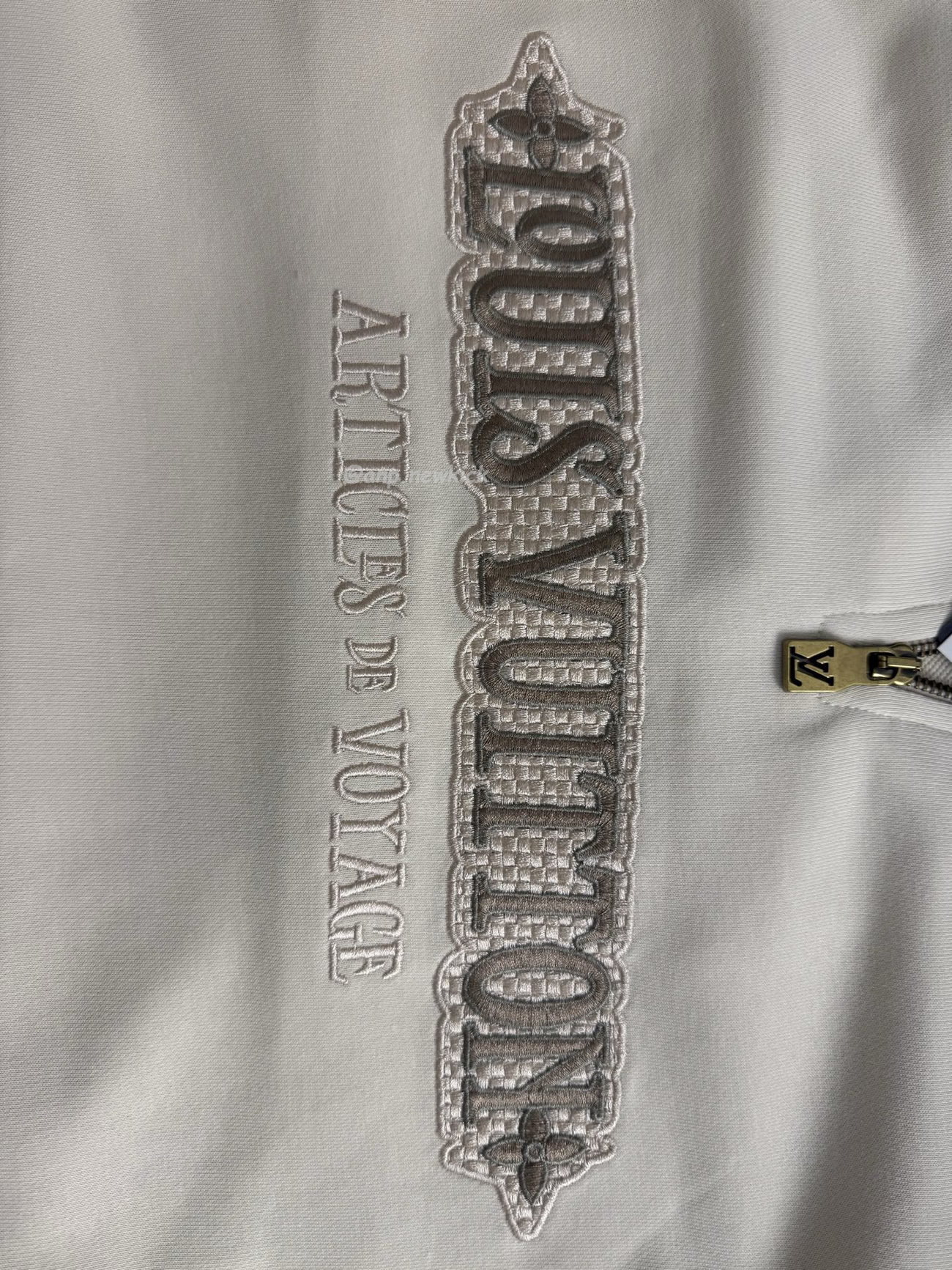 Louis Vuitton Embellished Half Zip Sweatshirt 1ahw30 (6) - www.newkick.org Louis Vuitton Embellished Half Zip Sweatshirt 1ahw30 (6) - www.newkick.org