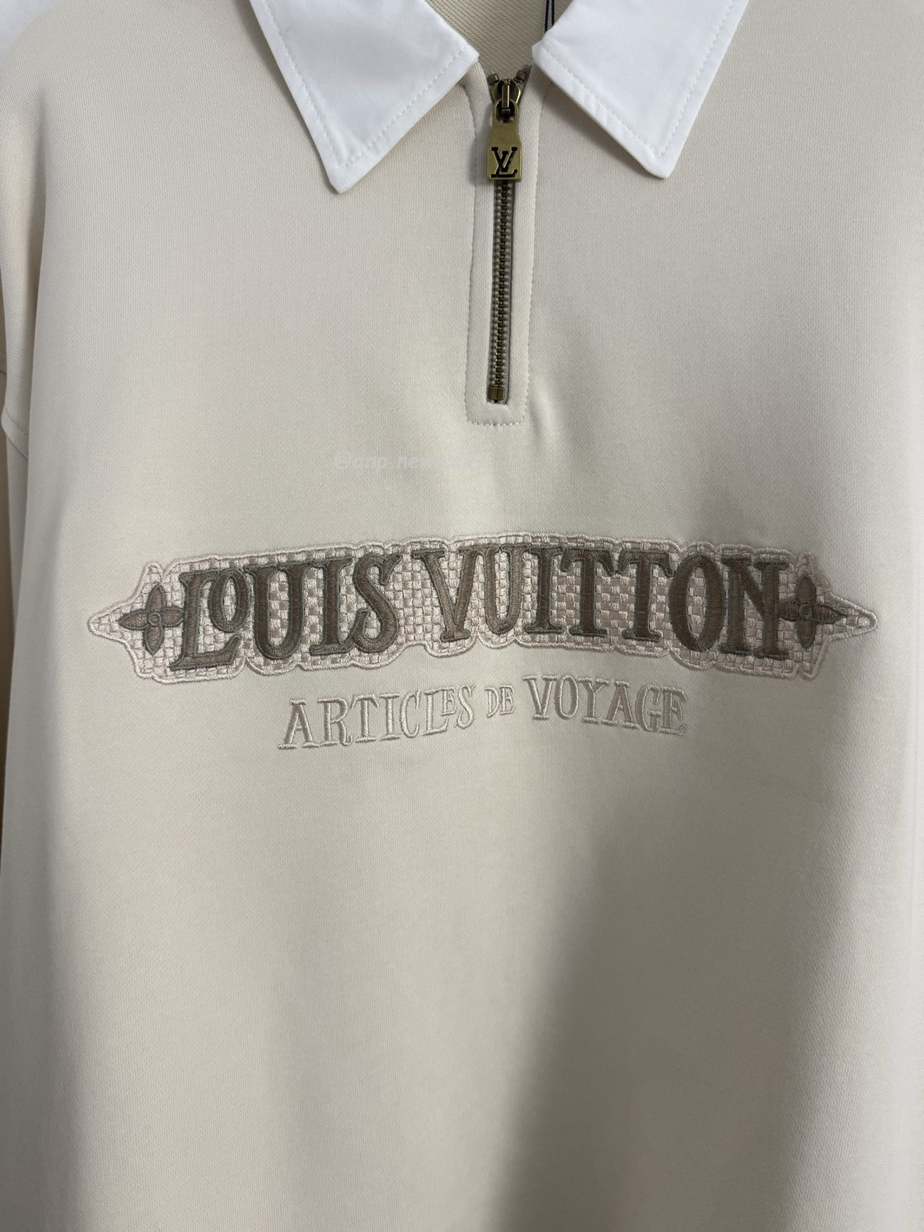Louis Vuitton Embellished Half Zip Sweatshirt 1ahw30 (7) - www.newkick.org Louis Vuitton Embellished Half Zip Sweatshirt 1ahw30 (7) - www.newkick.org