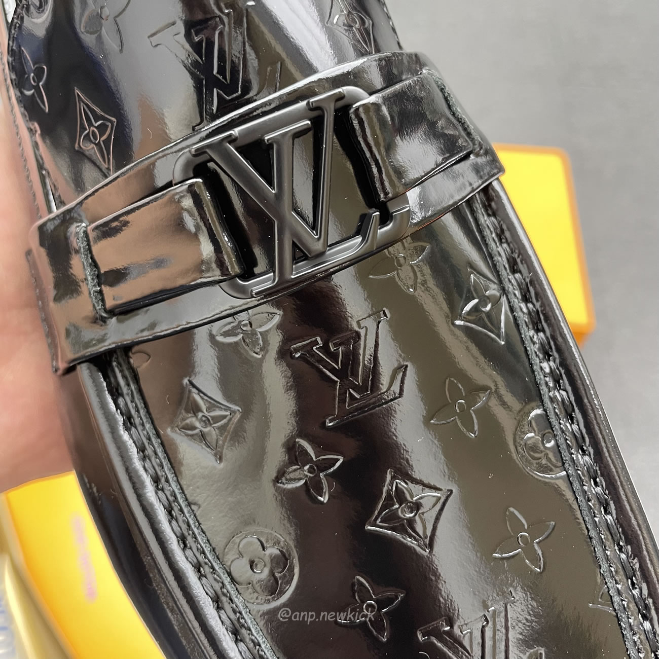 Louis Vuitton Spring Summer 2023 Major Loafers (3) - www.newkick.org Louis Vuitton Spring Summer 2023 Major Loafers (3) - www.newkick.org