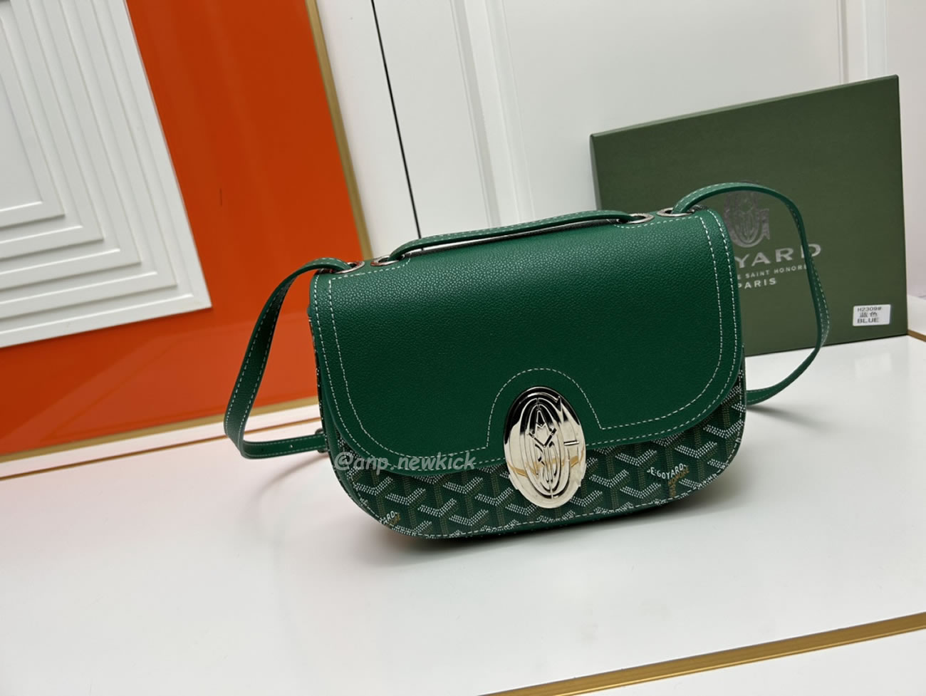 Goyard 233 Messenger Bag 17 Cm X 8 Cm X 25 Cm (12) - www.newkick.org Goyard 233 Messenger Bag 17 Cm X 8 Cm X 25 Cm (12) - www.newkick.org
