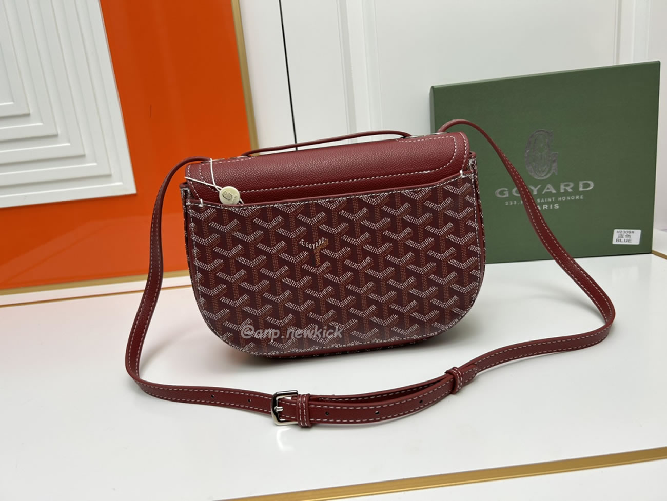Goyard 233 Messenger Bag 17 Cm X 8 Cm X 25 Cm (19) - www.newkick.org Goyard 233 Messenger Bag 17 Cm X 8 Cm X 25 Cm (19) - www.newkick.org