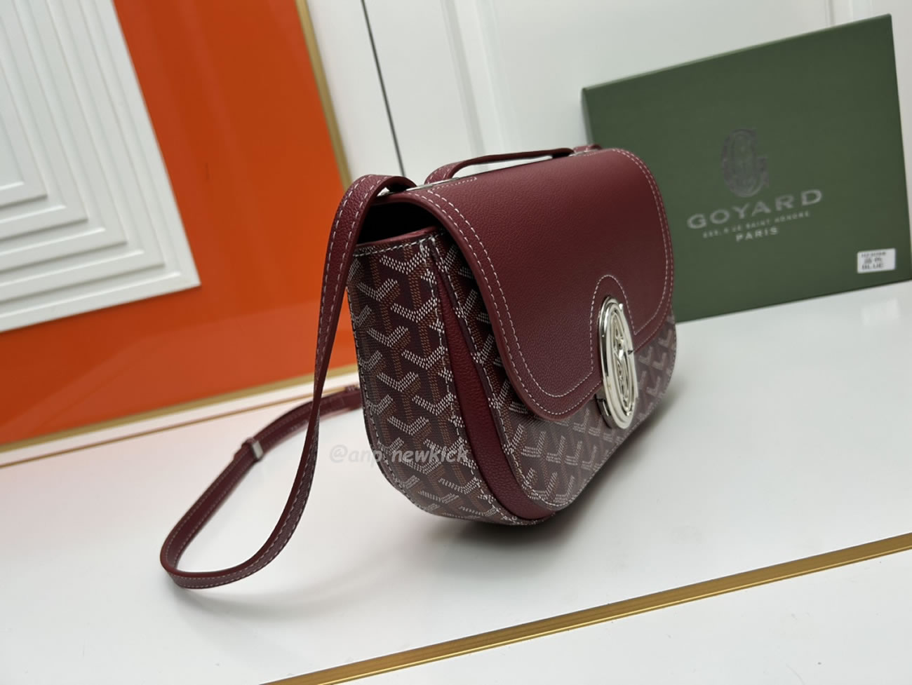 Goyard 233 Messenger Bag 17 Cm X 8 Cm X 25 Cm (23) - www.newkick.org Goyard 233 Messenger Bag 17 Cm X 8 Cm X 25 Cm (23) - www.newkick.org