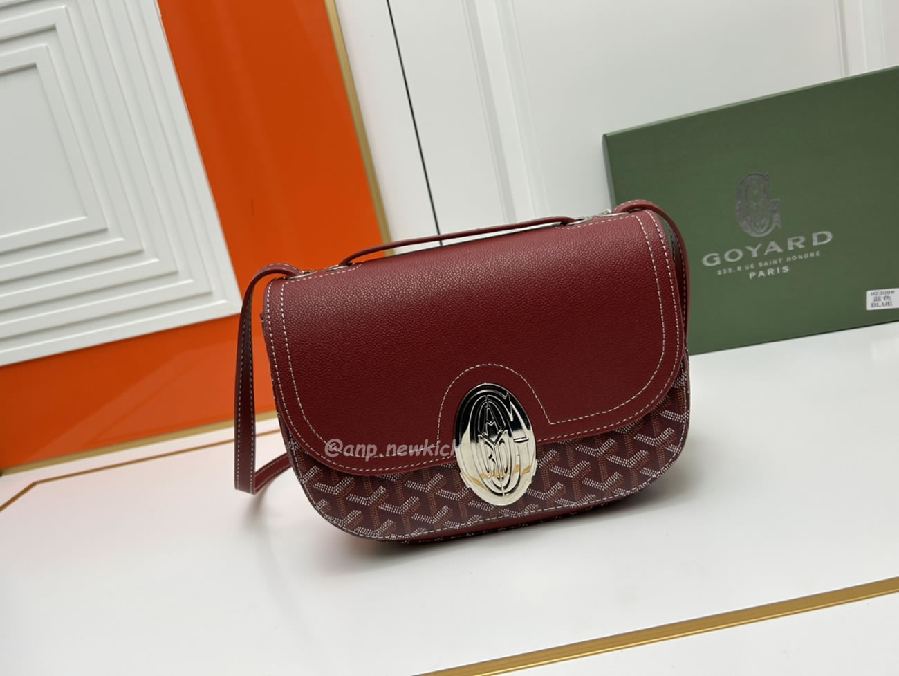 Goyard 233 Messenger Bag 17 Cm X 8 Cm X 25 Cm (24) - www.newkick.org Goyard 233 Messenger Bag 17 Cm X 8 Cm X 25 Cm (24) - www.newkick.org